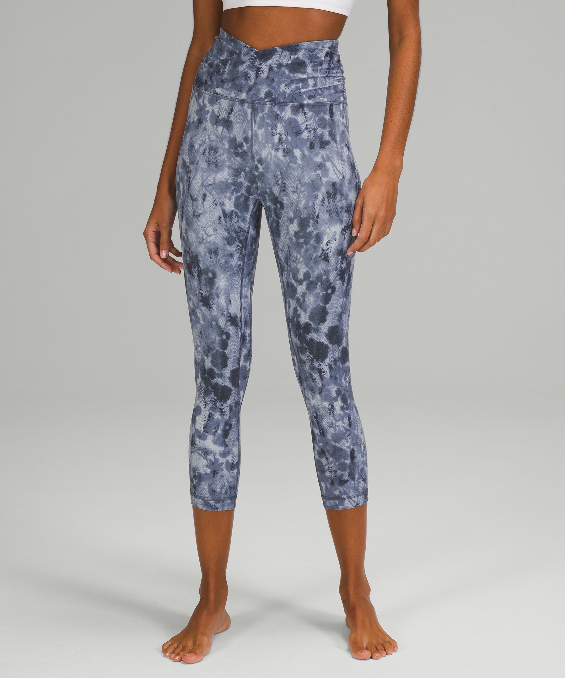 lululemon Align™ Cross Waist High-Rise Crop 21