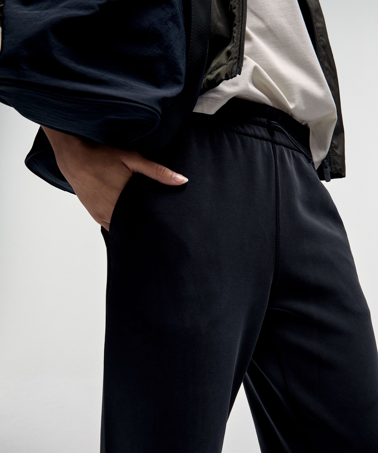 Женские укороченные брюки Lululemon Softstreme High-Rise — фото 3