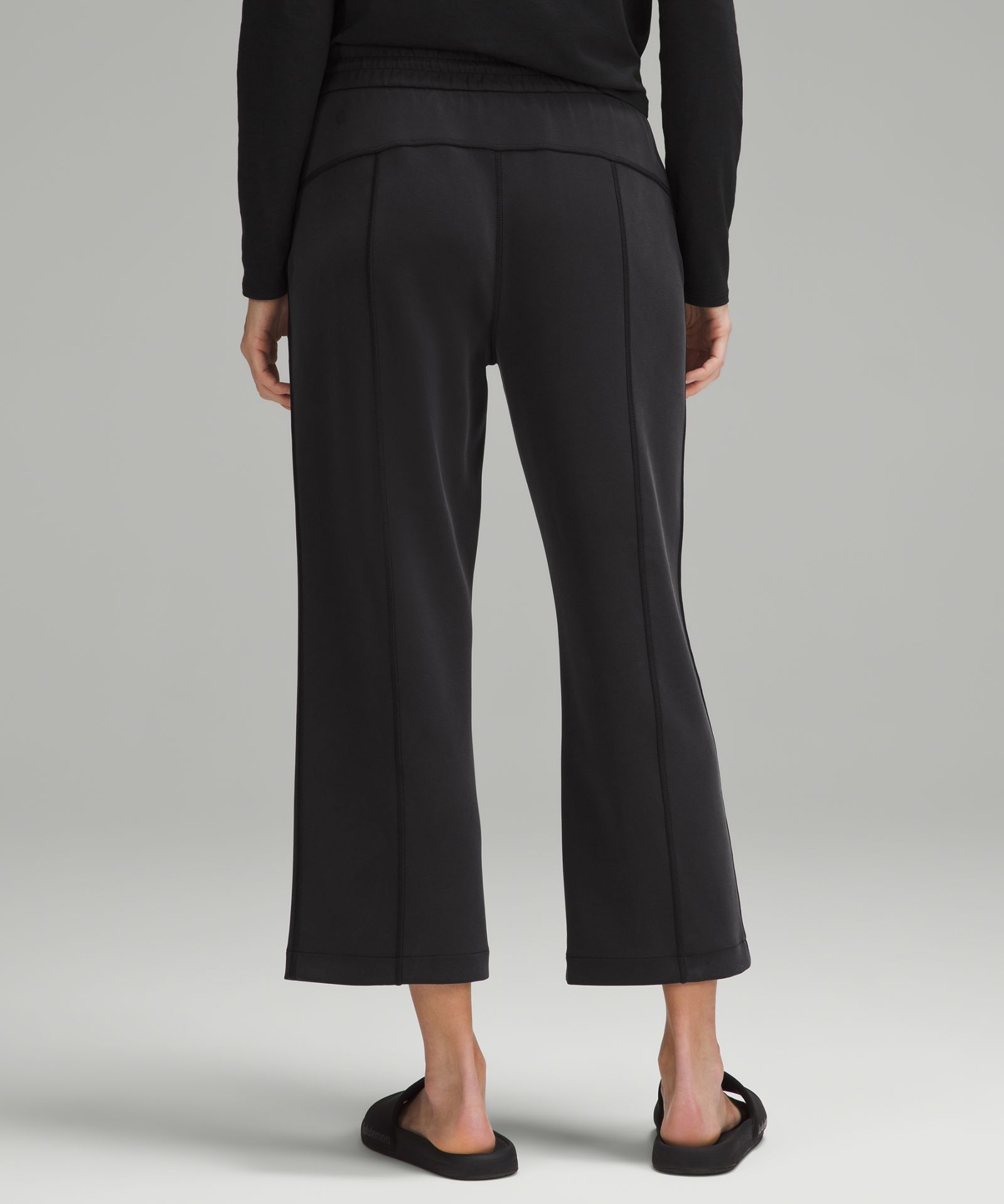 Женские укороченные брюки Lululemon Softstreme High-Rise — фото 5