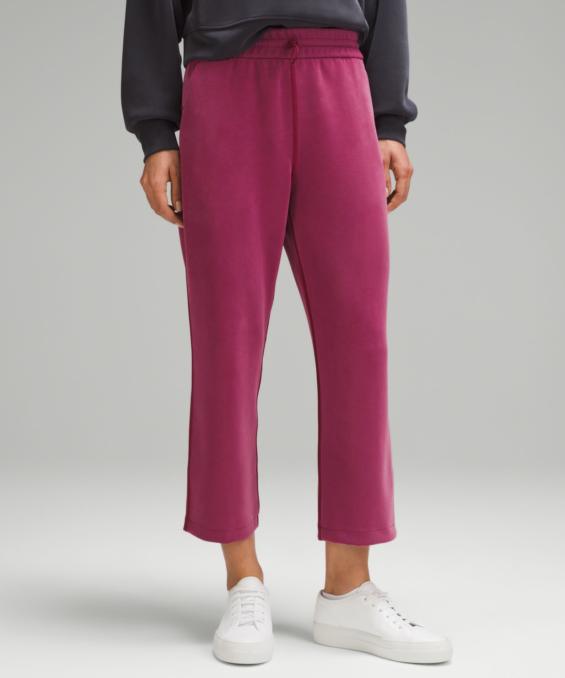 Soft Texture High Rise Align Softstreme Womens Joggers: Weighty Drape Pants  With Straight Leg, Perfect For Sweating And Lounging From  Hellowelcomelulus, $4.35