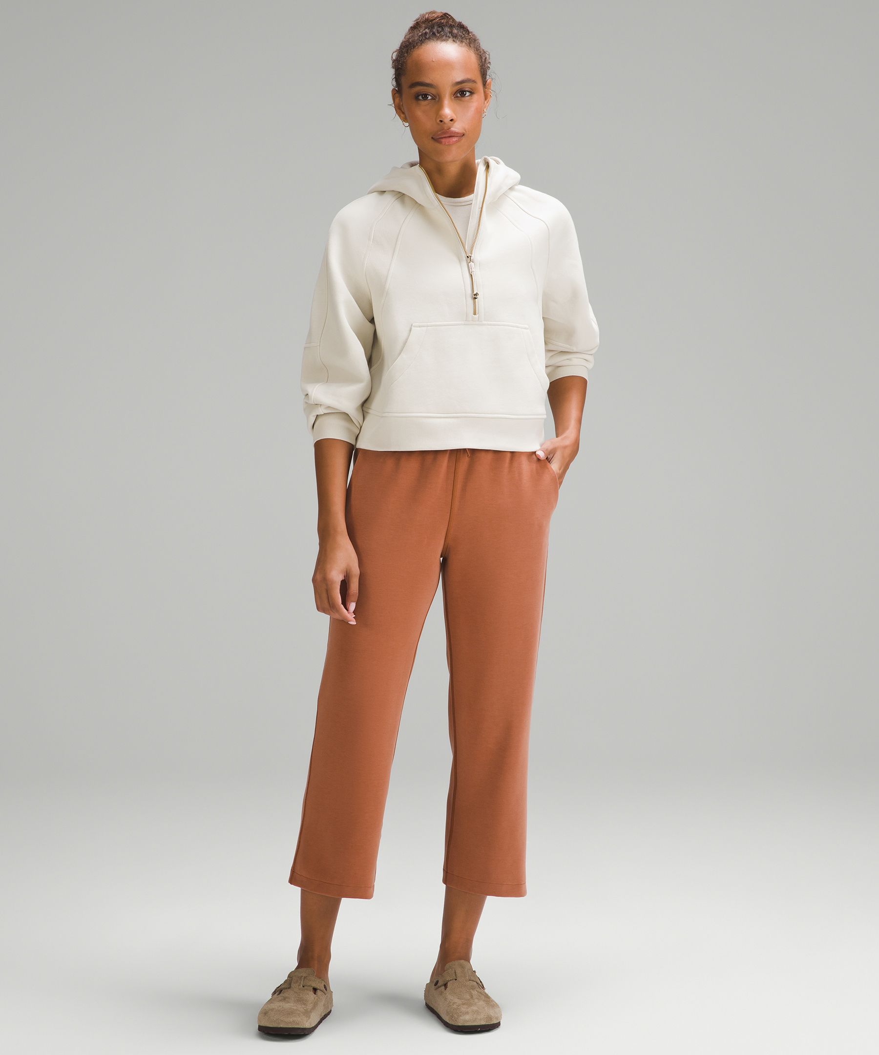 Softstreme High-Rise Straight-Leg Cropped Pant