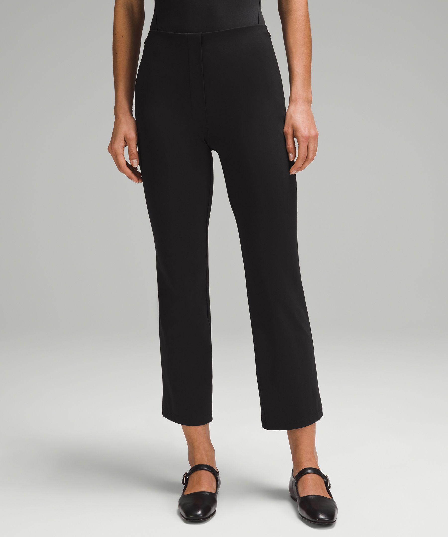 Smooth Fit Pull-On High-Rise Pant