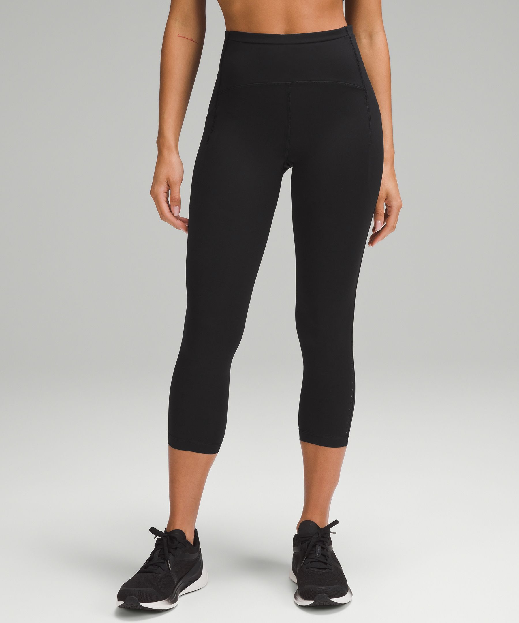 Lululemon Swift Speed High-Rise Crop 23