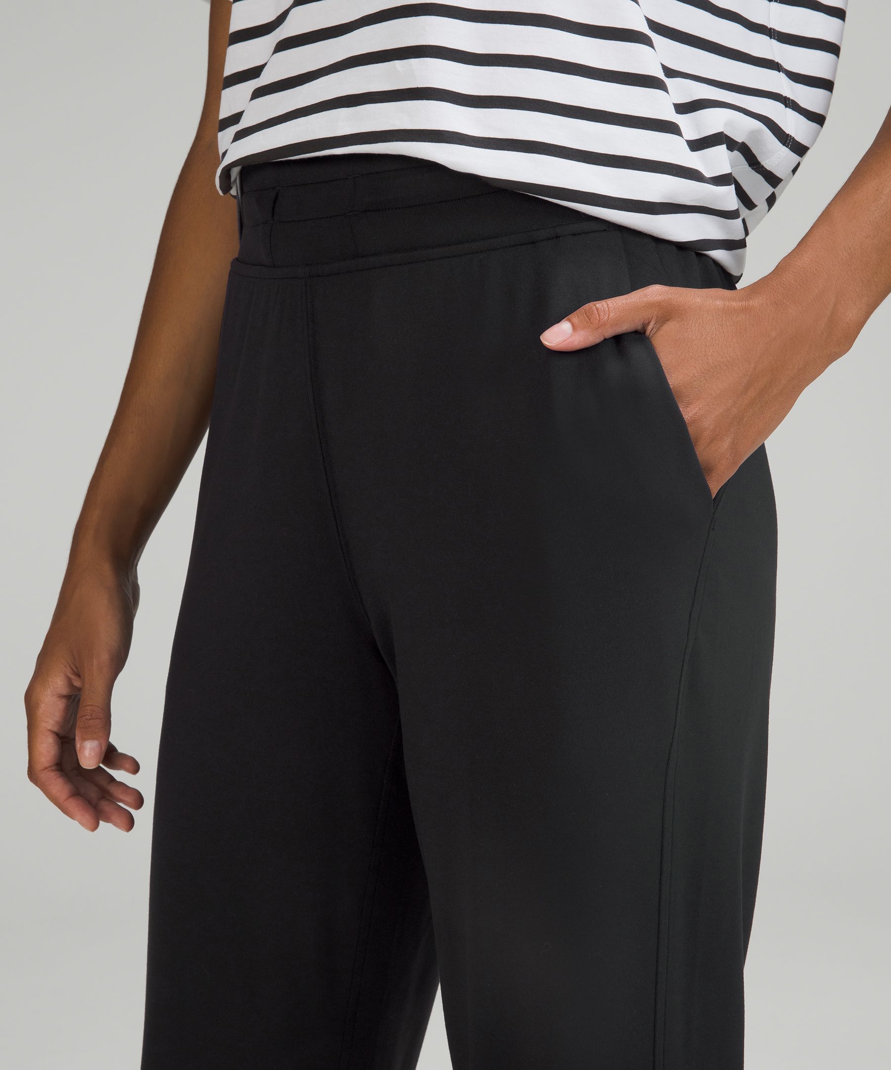 Lululemon Ready to Rulu Straight-Leg High-Rise Crop 24 - Roasted