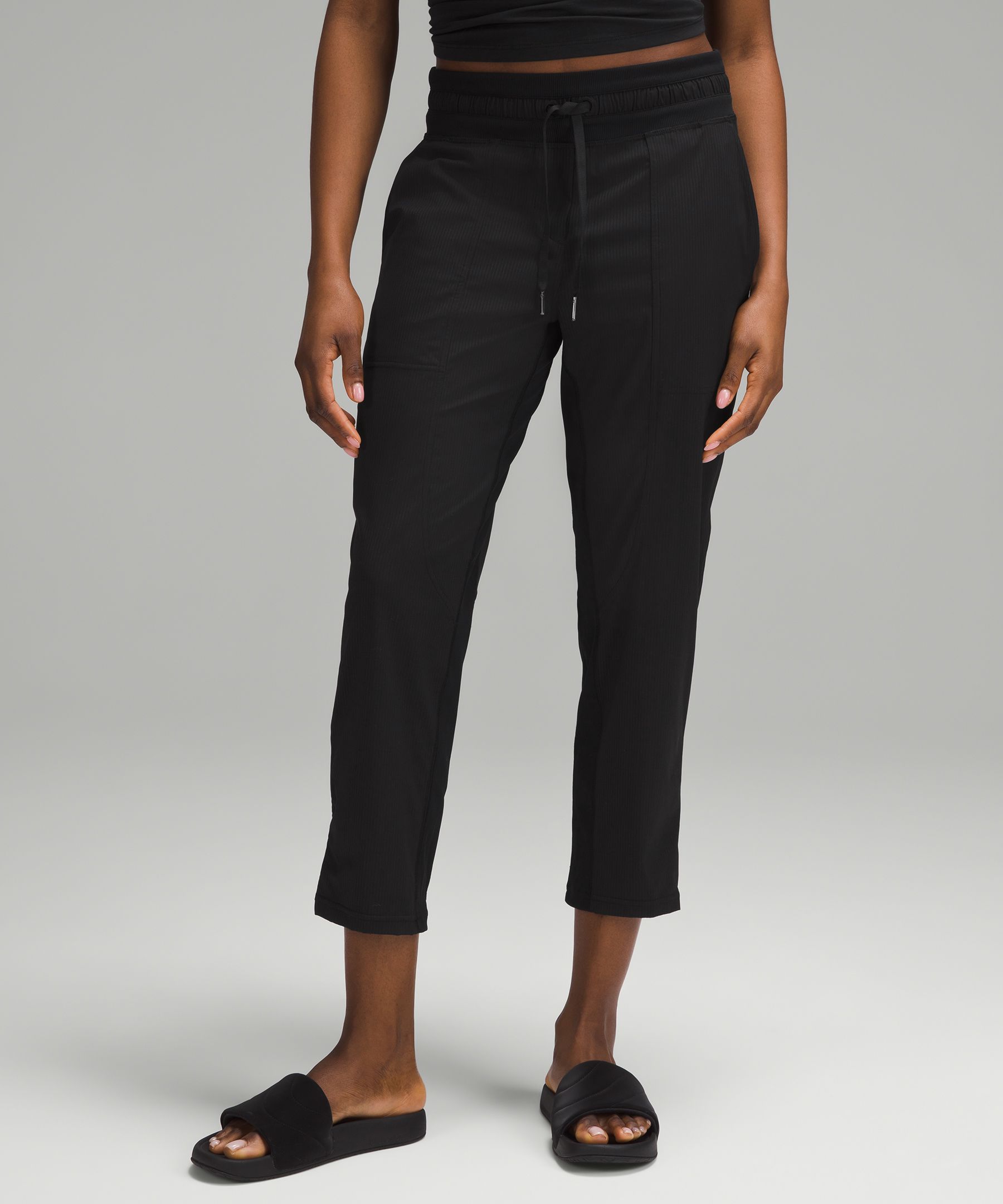 Dance Studio Mid-rise Cropped Pants