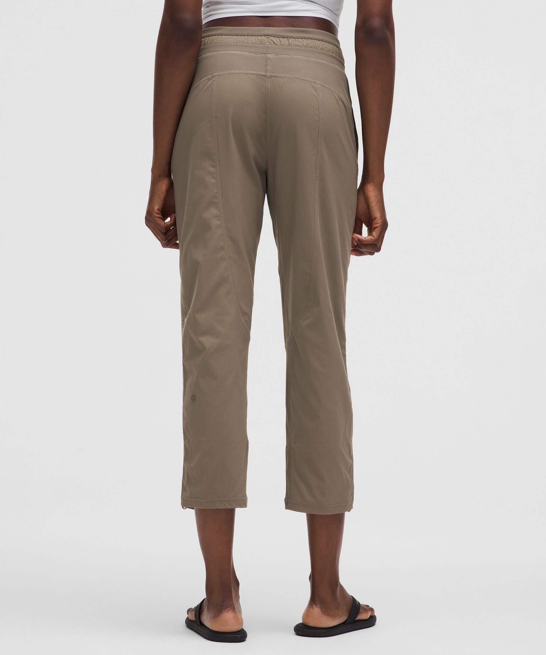 Dance Studio Mid-Rise Cropped Pant