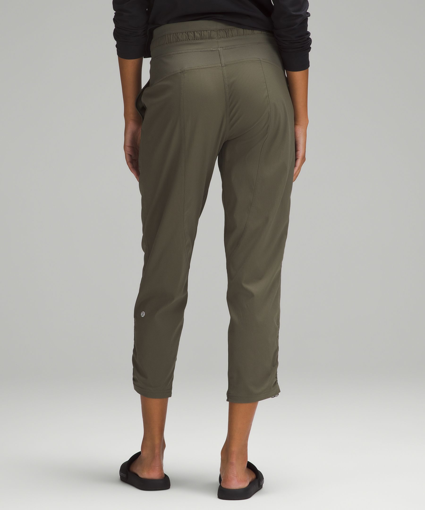 Lululemon dance studio pants crop hotsell