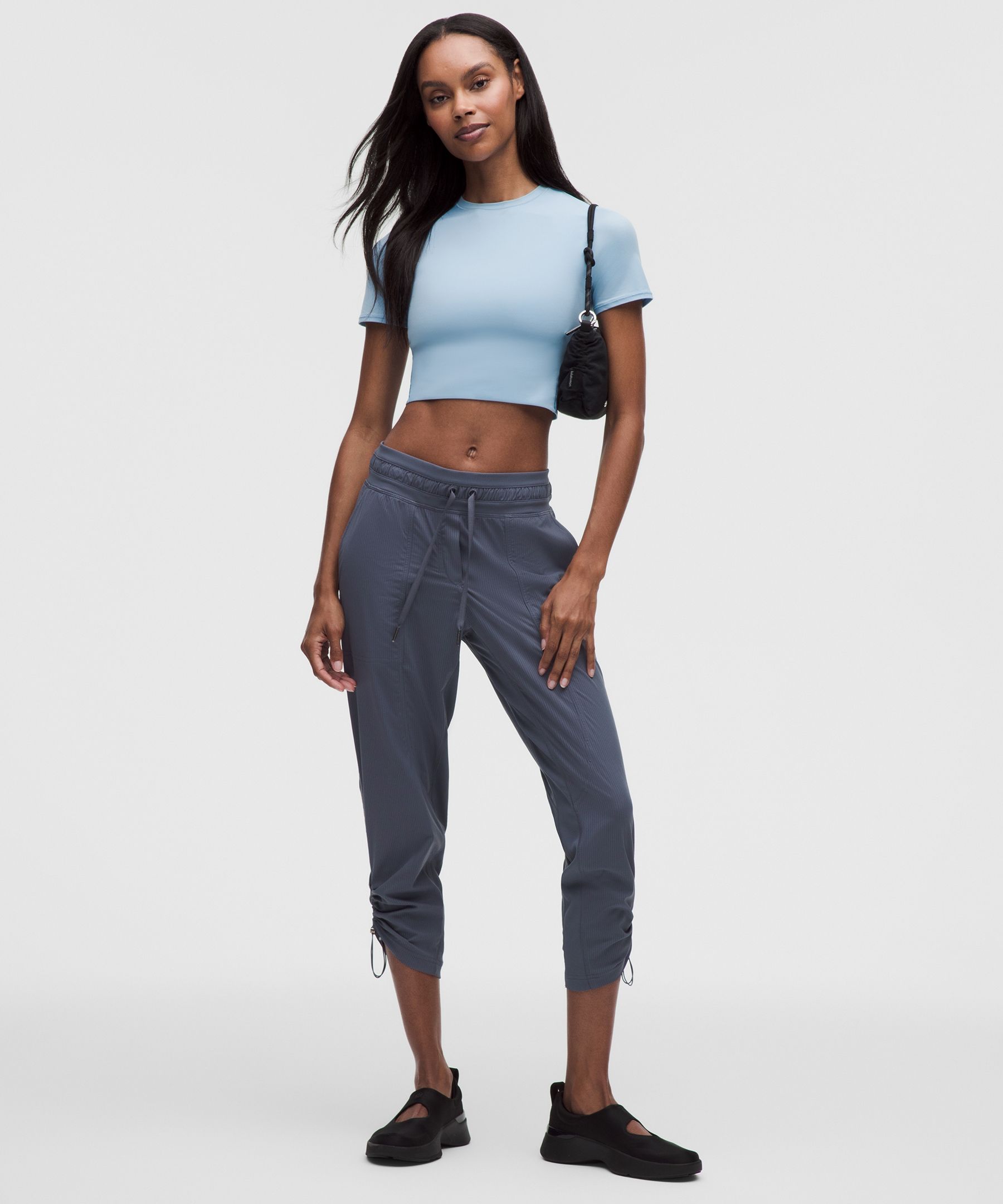 Dance Studio Mid-Rise Cropped Pant