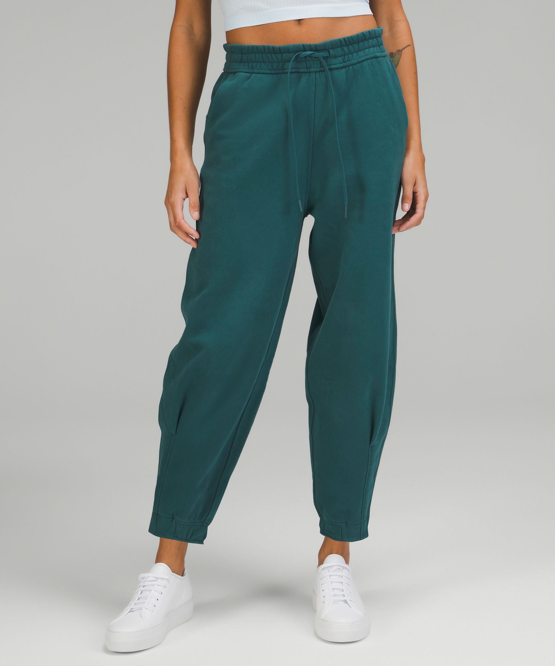 Lululemon Loungeful Oversized-fit High-rise Cropped Joggers In Blue