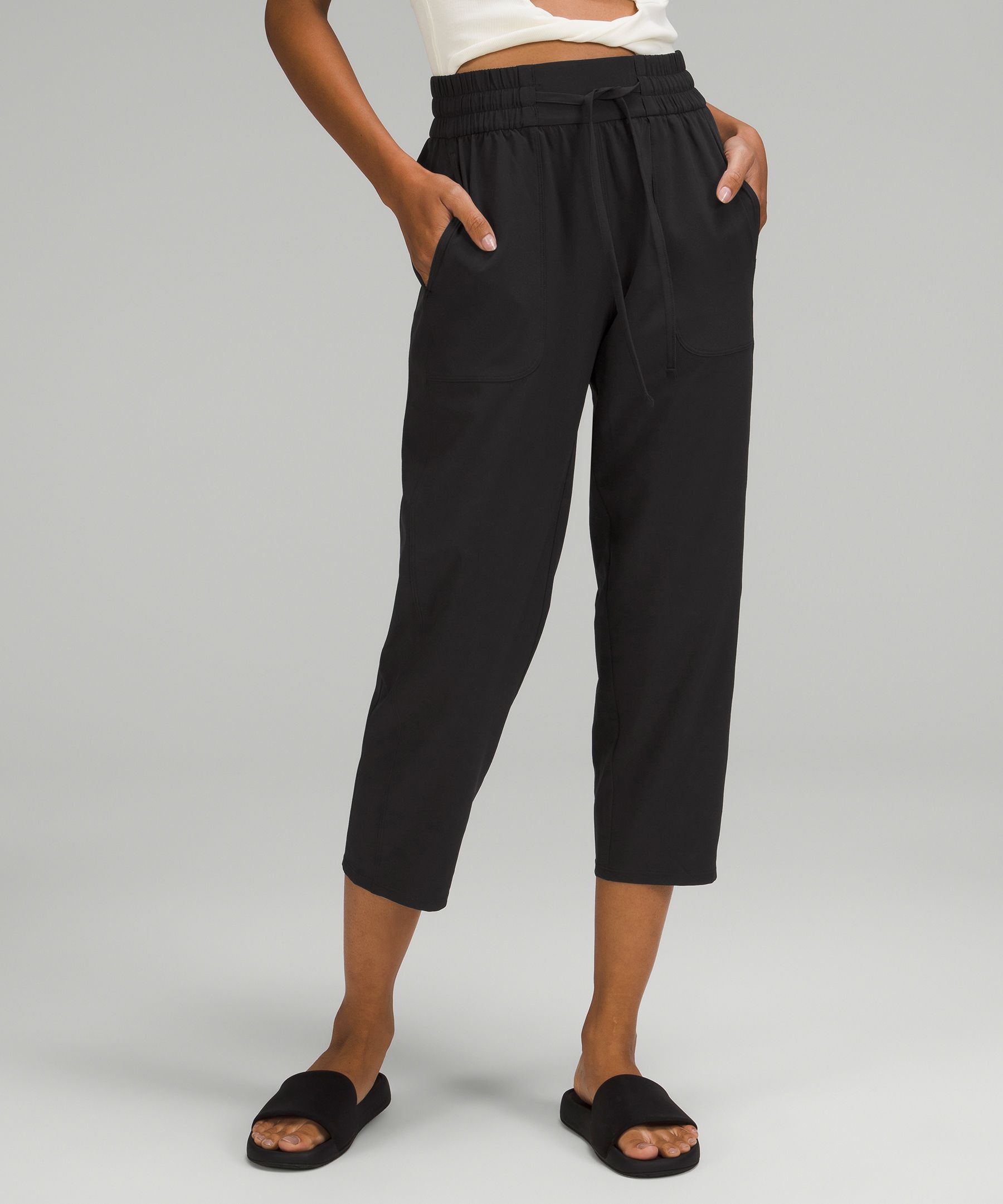 Pull On Mid Rise Tapered Leg Cropped Pant 23 lululemon SG