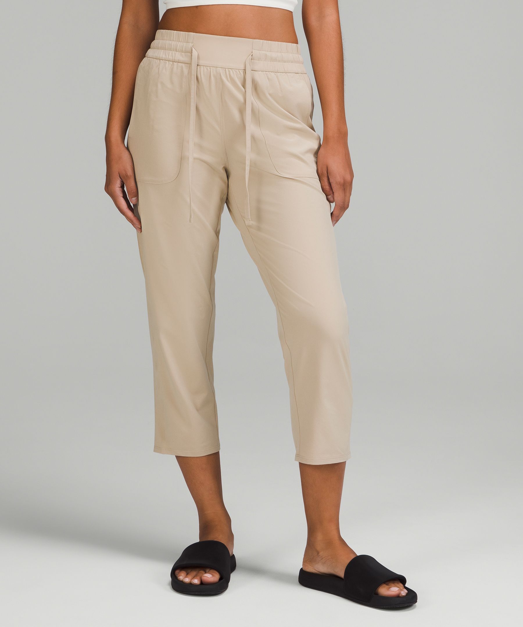 Pull-On Mid-Rise Tapered-Leg Cropped Pant 23