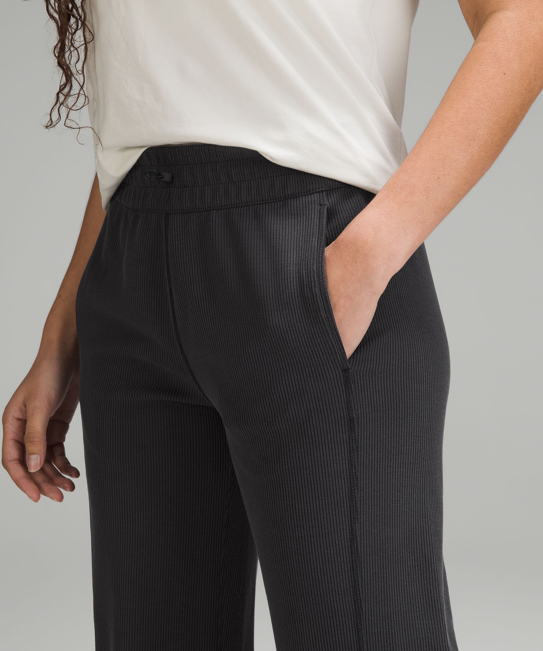 Ribbed Softstreme Mid-Rise Wide-Leg Cropped Pant 25