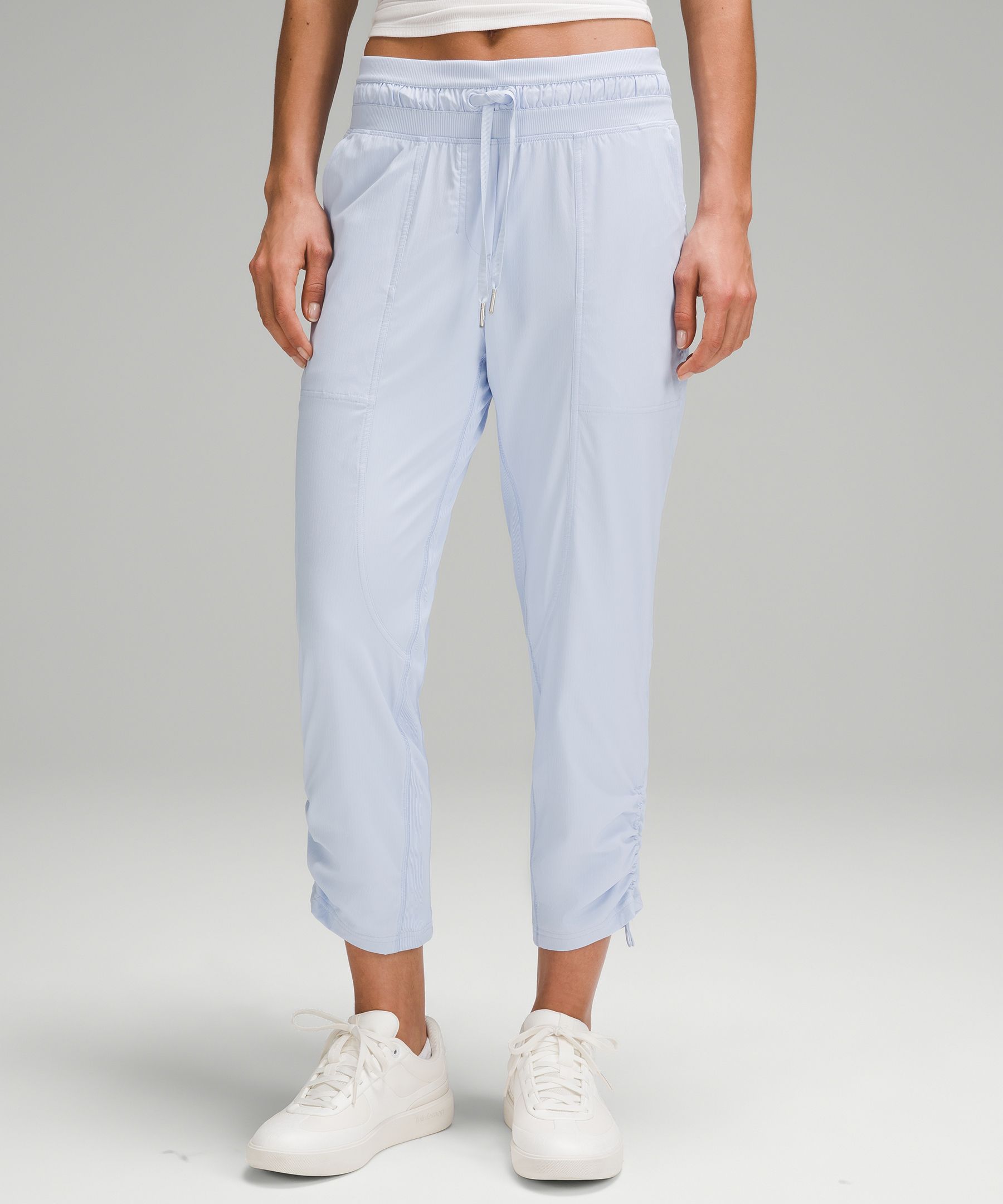 Dance Studio Mid-Rise Cropped Pant