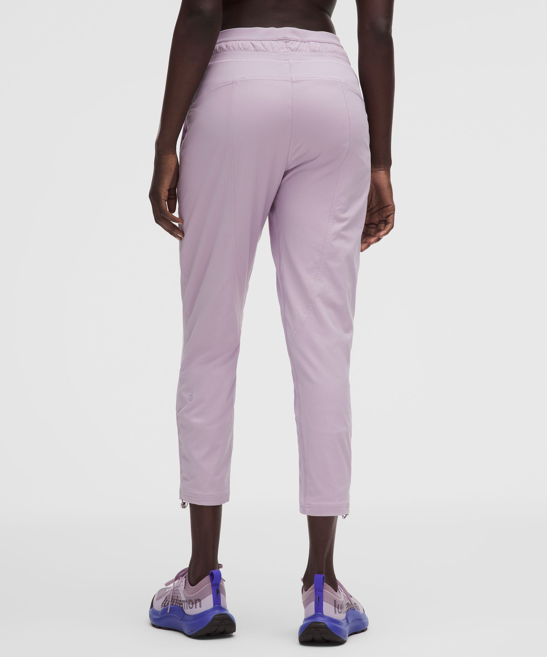 Dance Studio Mid-Rise Cropped Pant