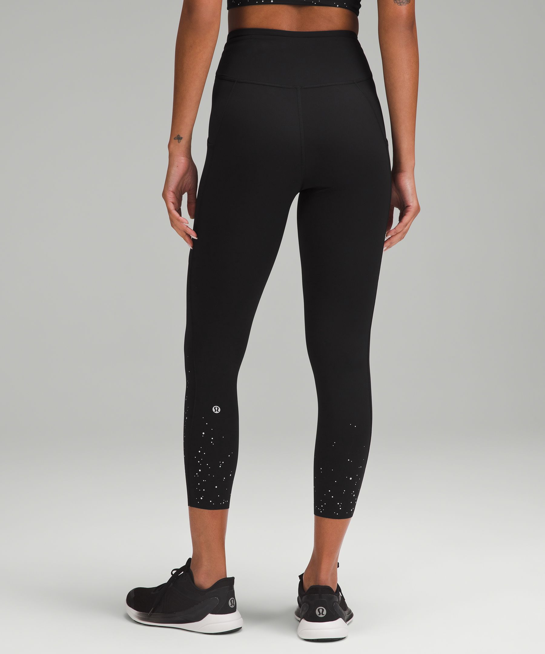 Lululemon Leggings Women's 8 Black Reflective Scalloped