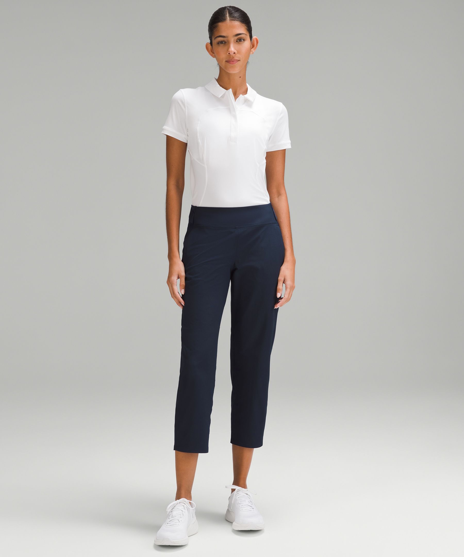 Lululemon athletica Warpstreme Multi-Pocket Mid-Rise Golf Cropped