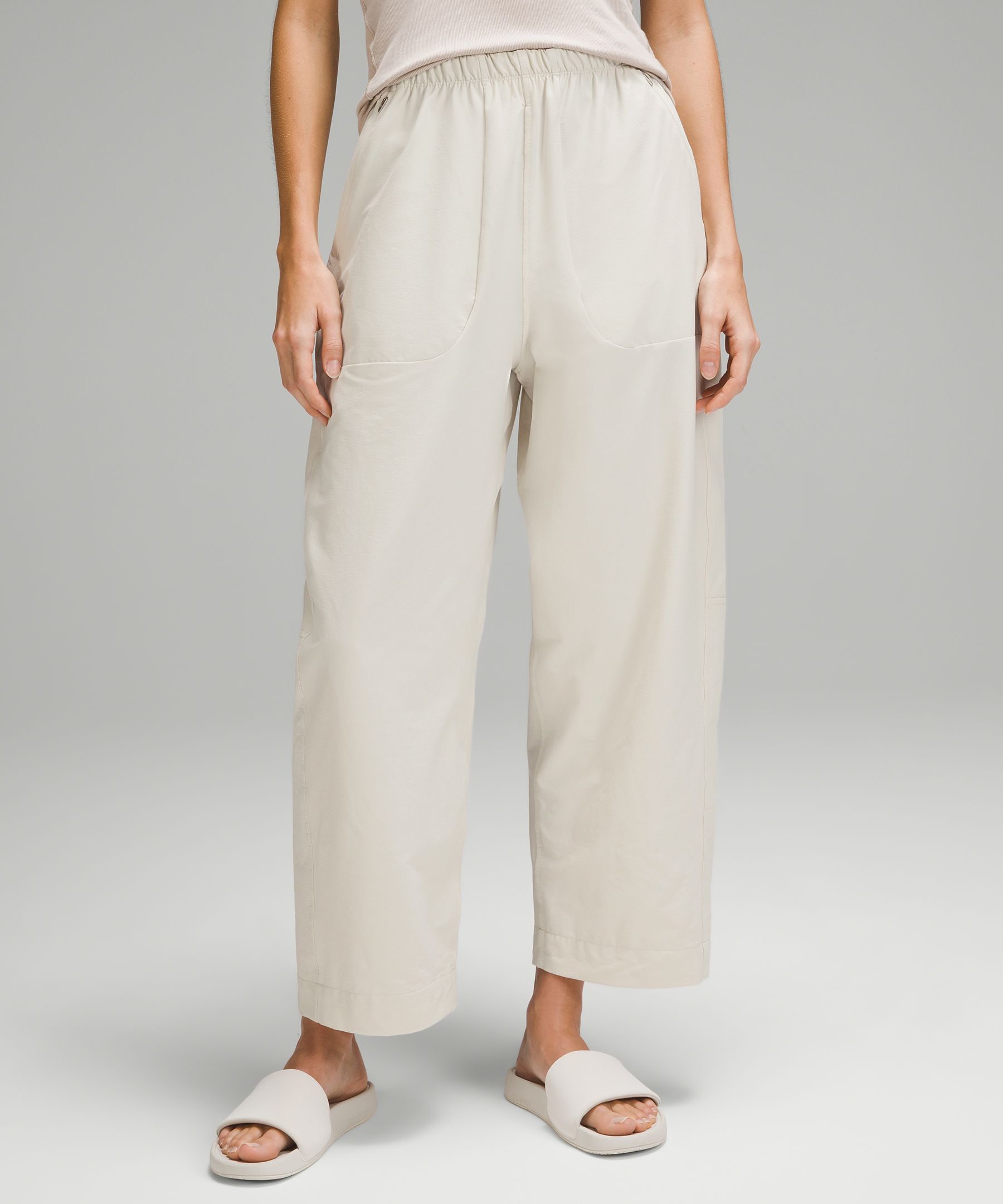 Lululemon Lightweight Mid-rise Barrel-leg Cropped Pants