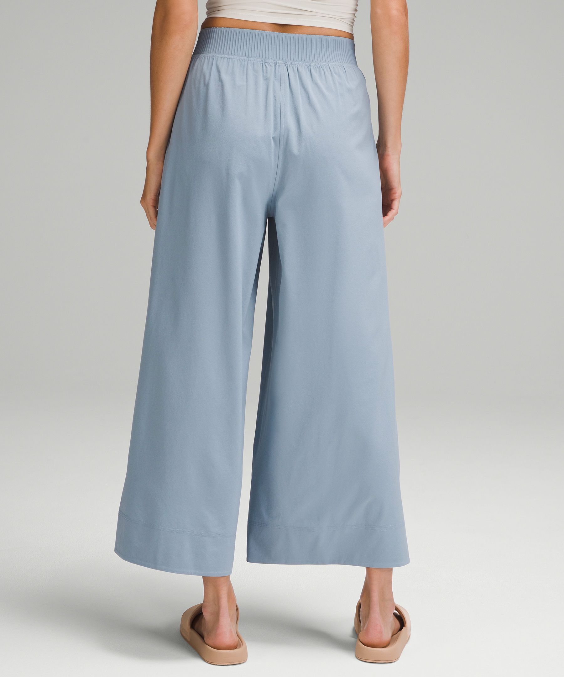 Stretch Woven High-Rise Wide-Leg Cropped Pant | Women's Capris