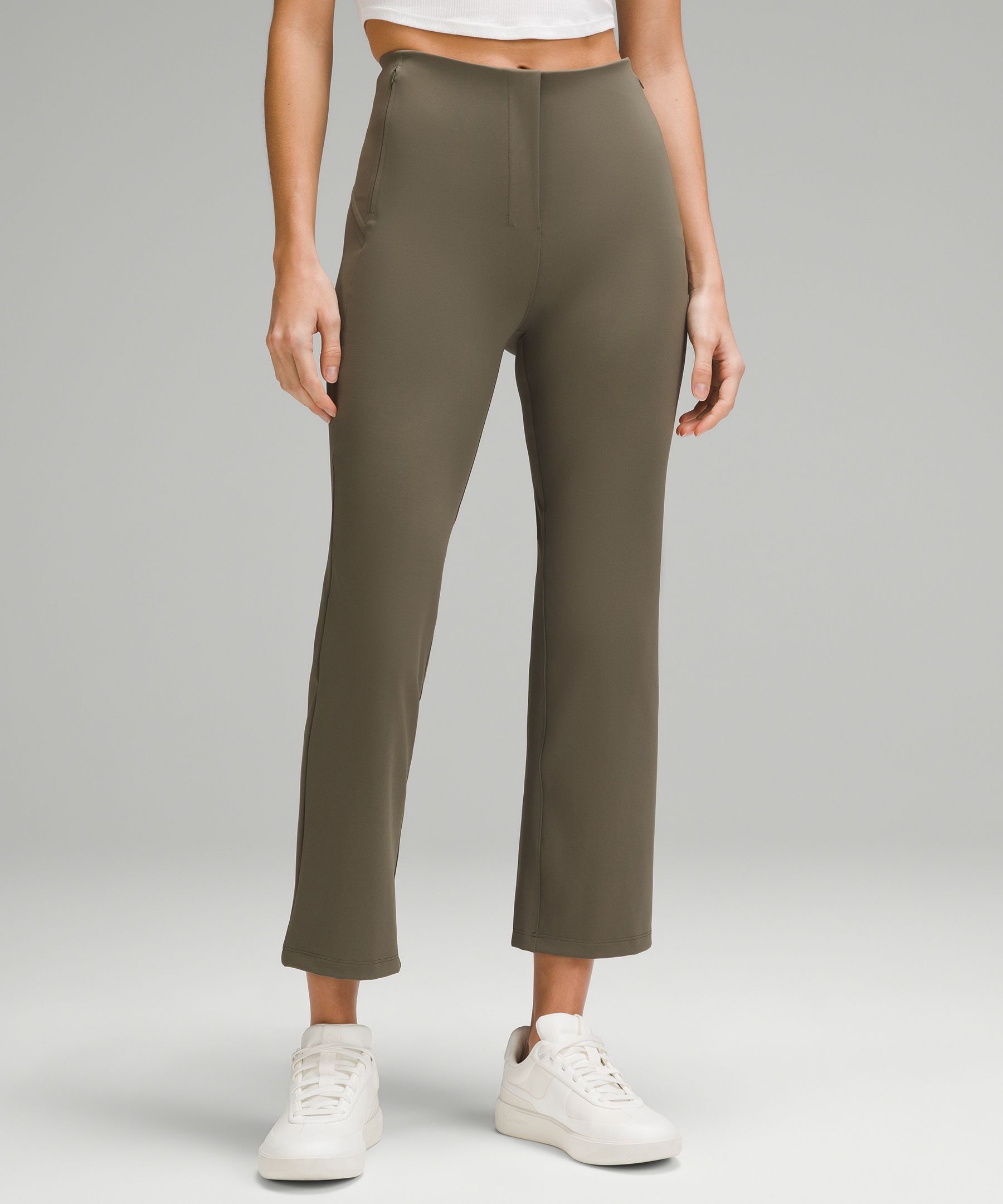 Womens Soft Surroundings Pants  The Ultimate Denim Pull-On Crop Olive ~  Gail Short Writes