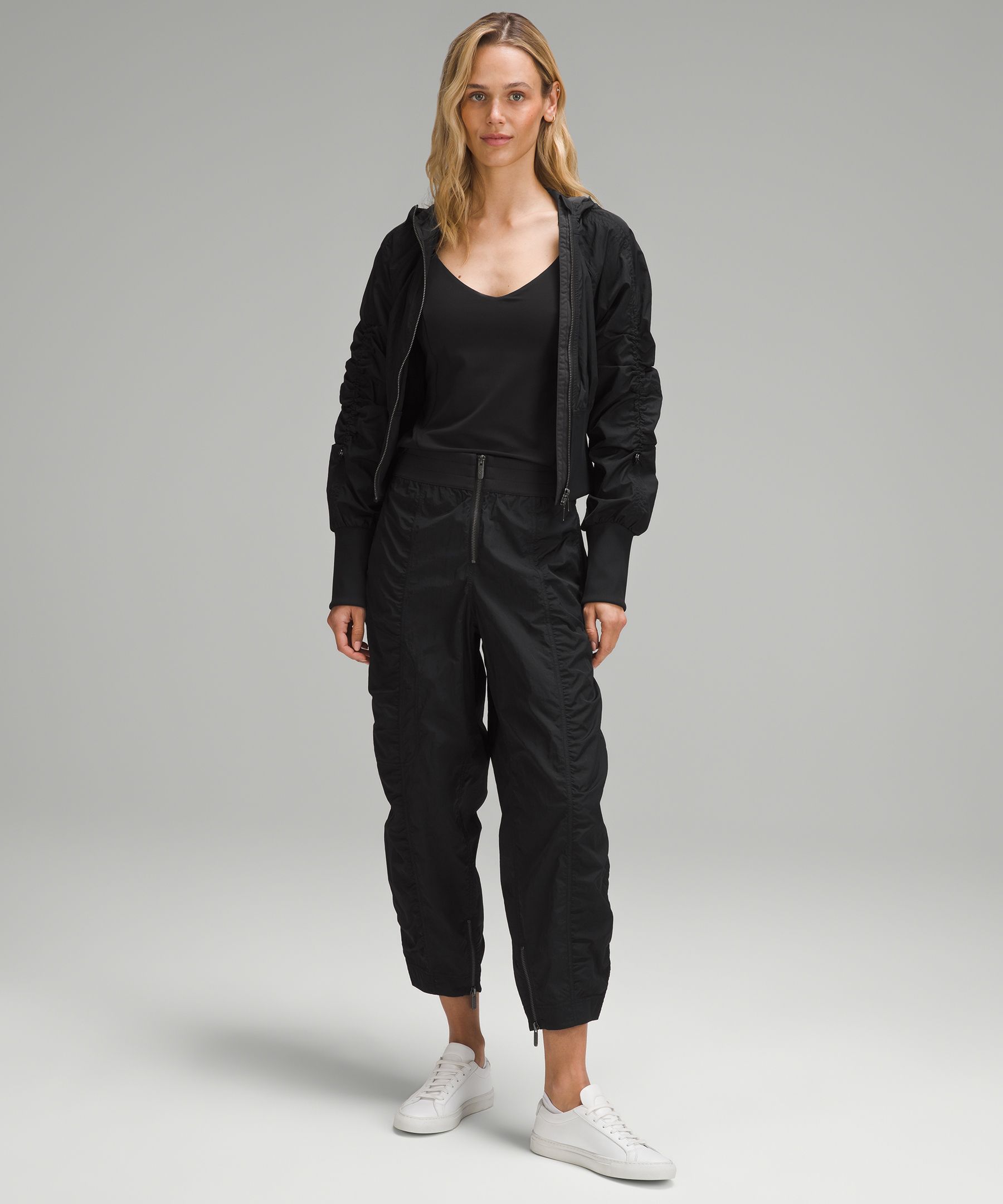 Front-Zip Mid-Rise Ruched Crop