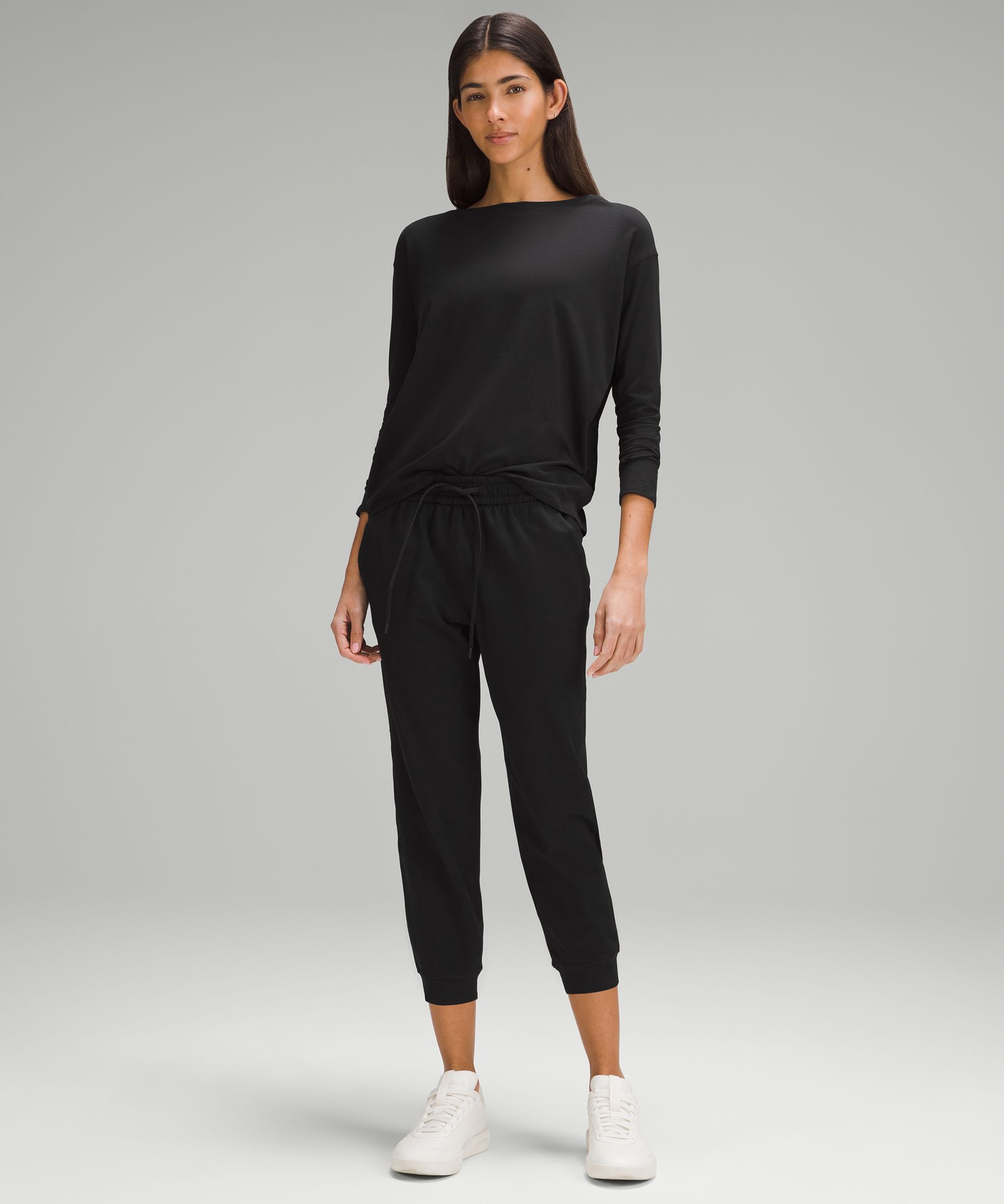 Soft Jersey Classic-Fit Mid-Rise Cropped Jogger