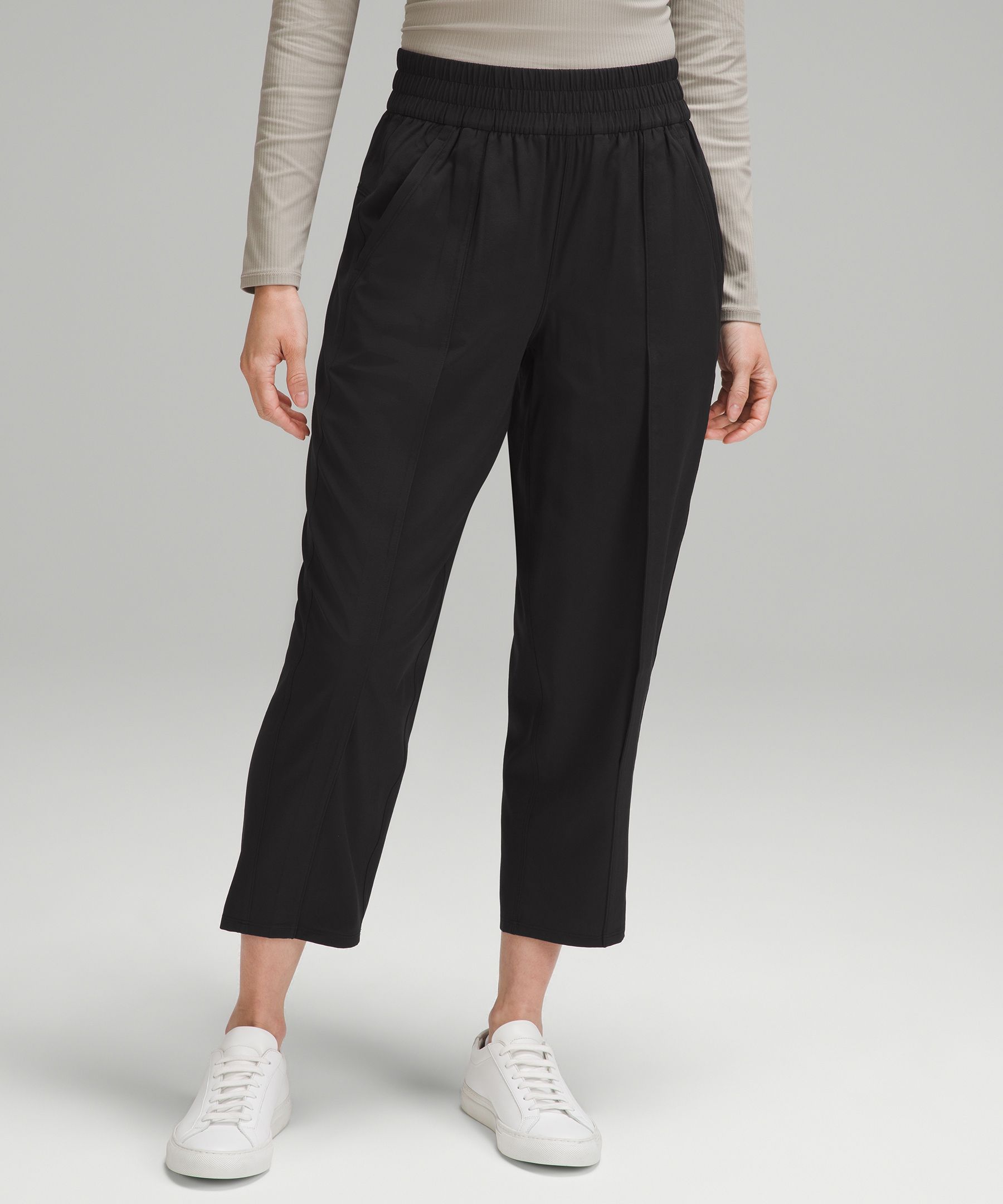 Front-Pleat Tapered Mid-Rise Cropped Pant