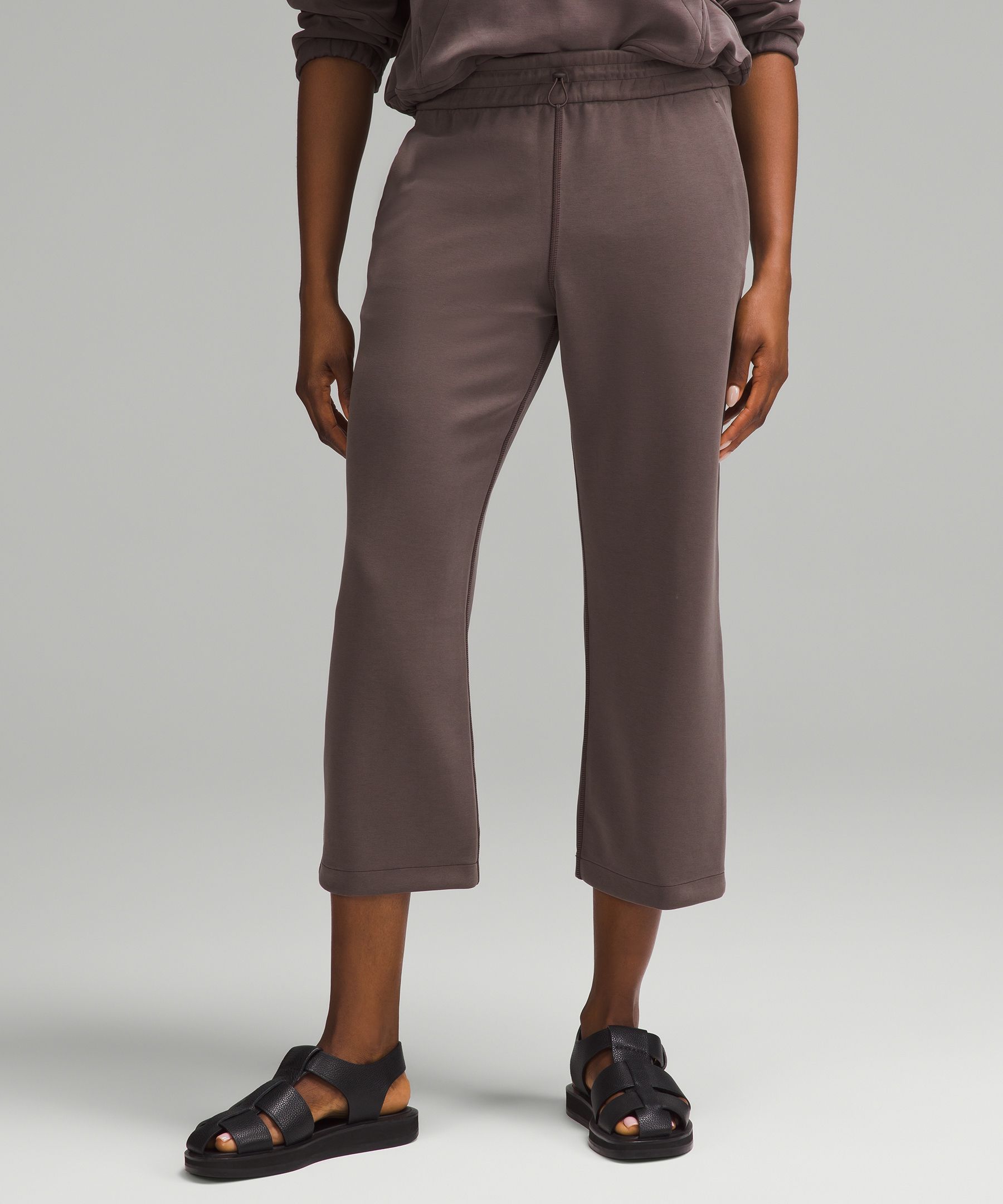 Softstreme High-Rise Straight-Leg Cropped Pant - Brown,Neutral