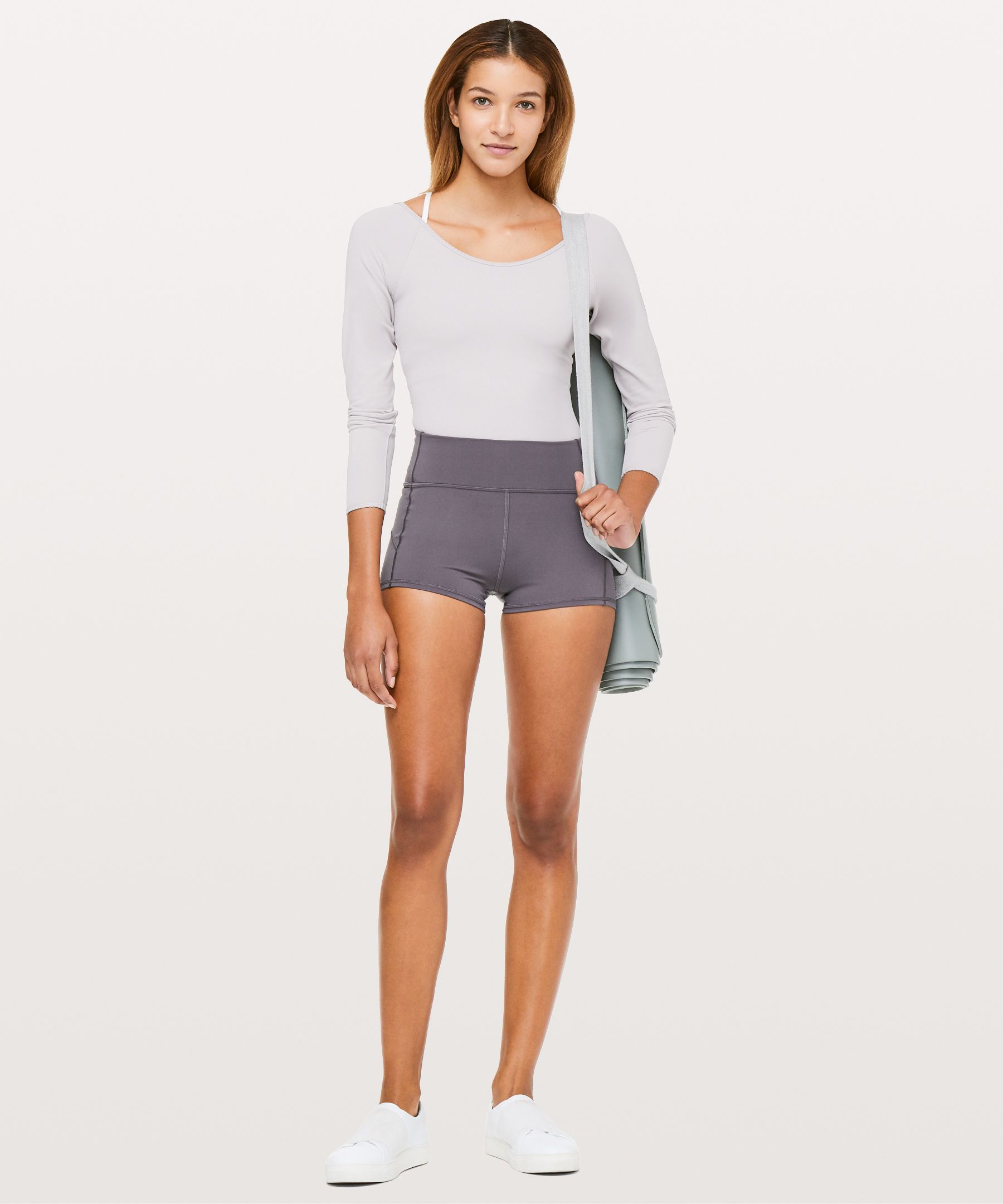 lululemon on the fly short review