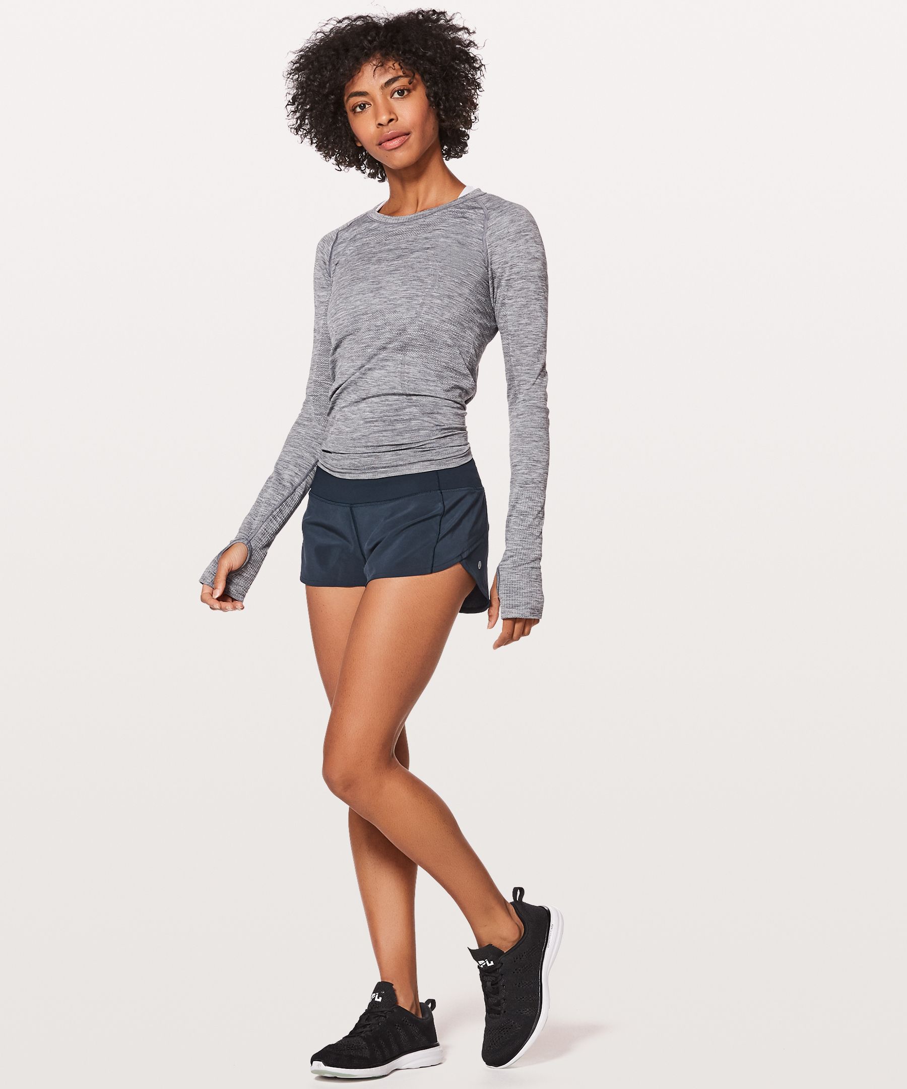 https://images.lululemon.com/is/image/lululemon/LW7AJBR_031382_1?size=800,800