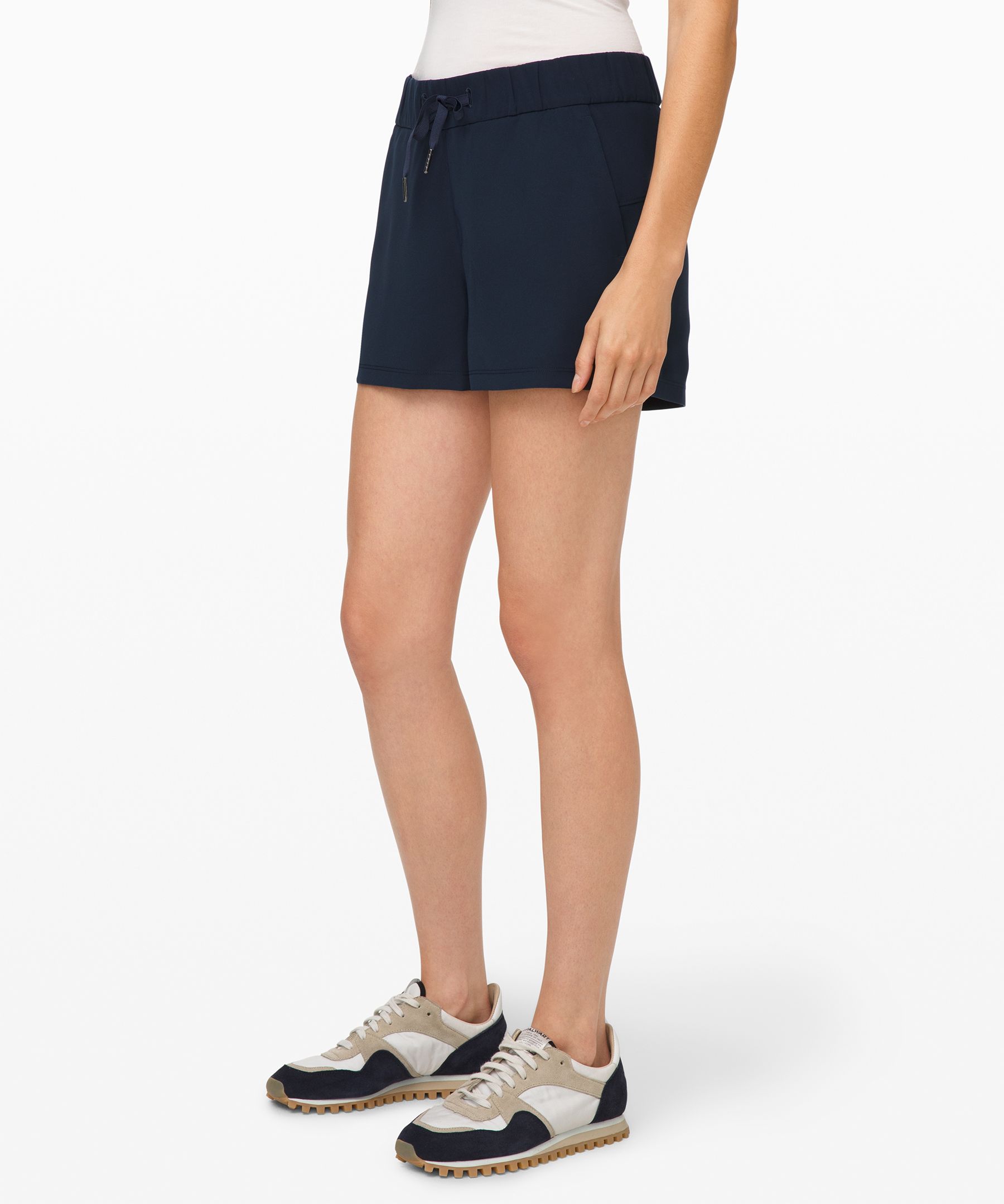 On the Fly Short 2.5" *Woven