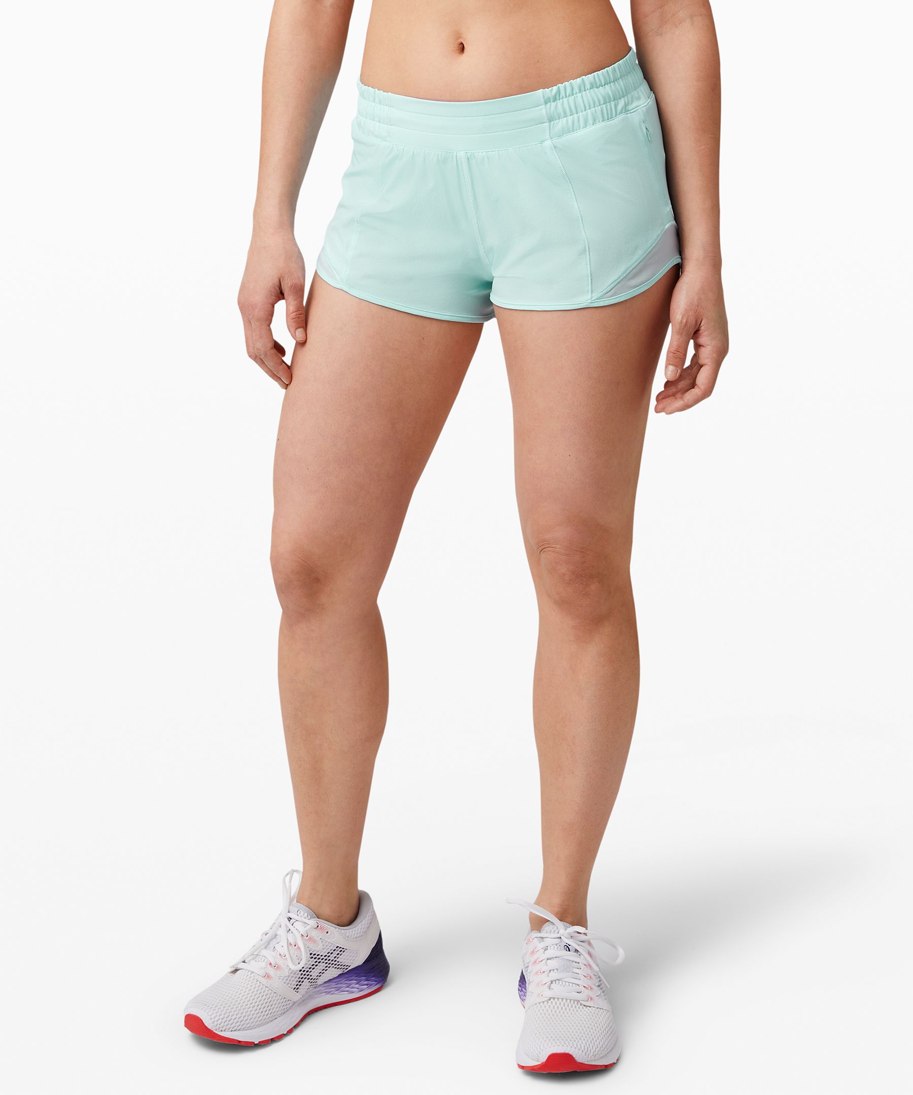 NEW LULULEMON Hotty Hot 2.5 LR Short 0 2 4 6 8 White