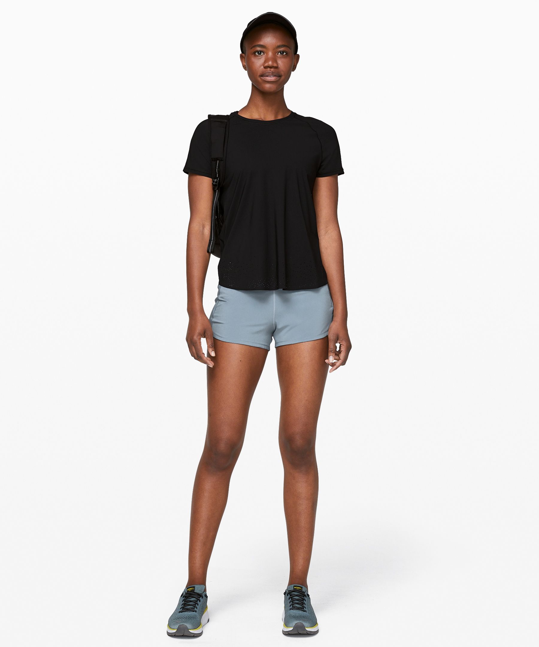 Lululemon low rise track that shorts, 女裝, 運動服裝- Carousell