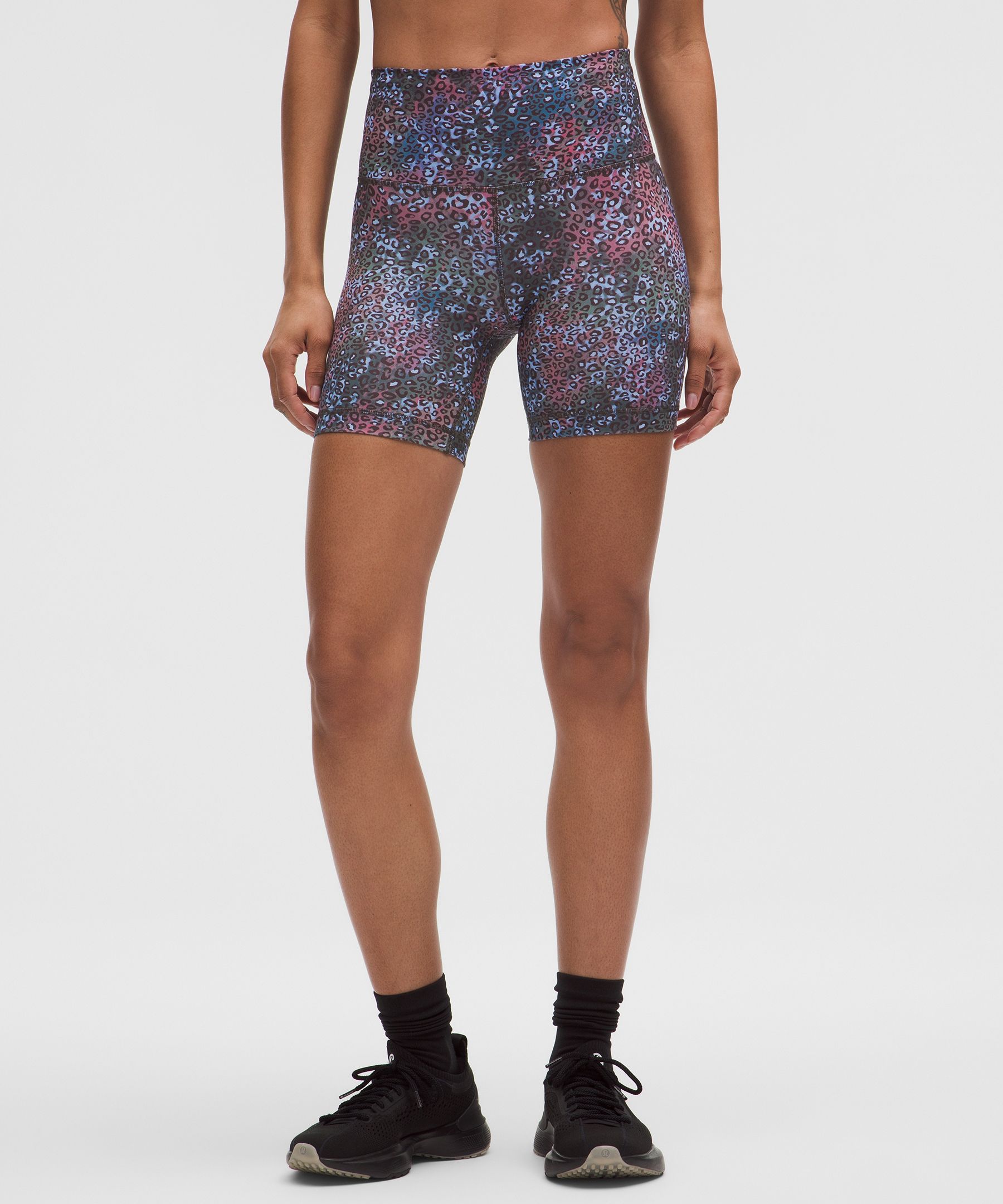 Wunder Train High-Rise Short 6"