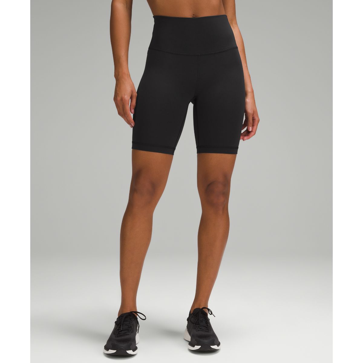 Wunder Train High-Rise Shorts 8"