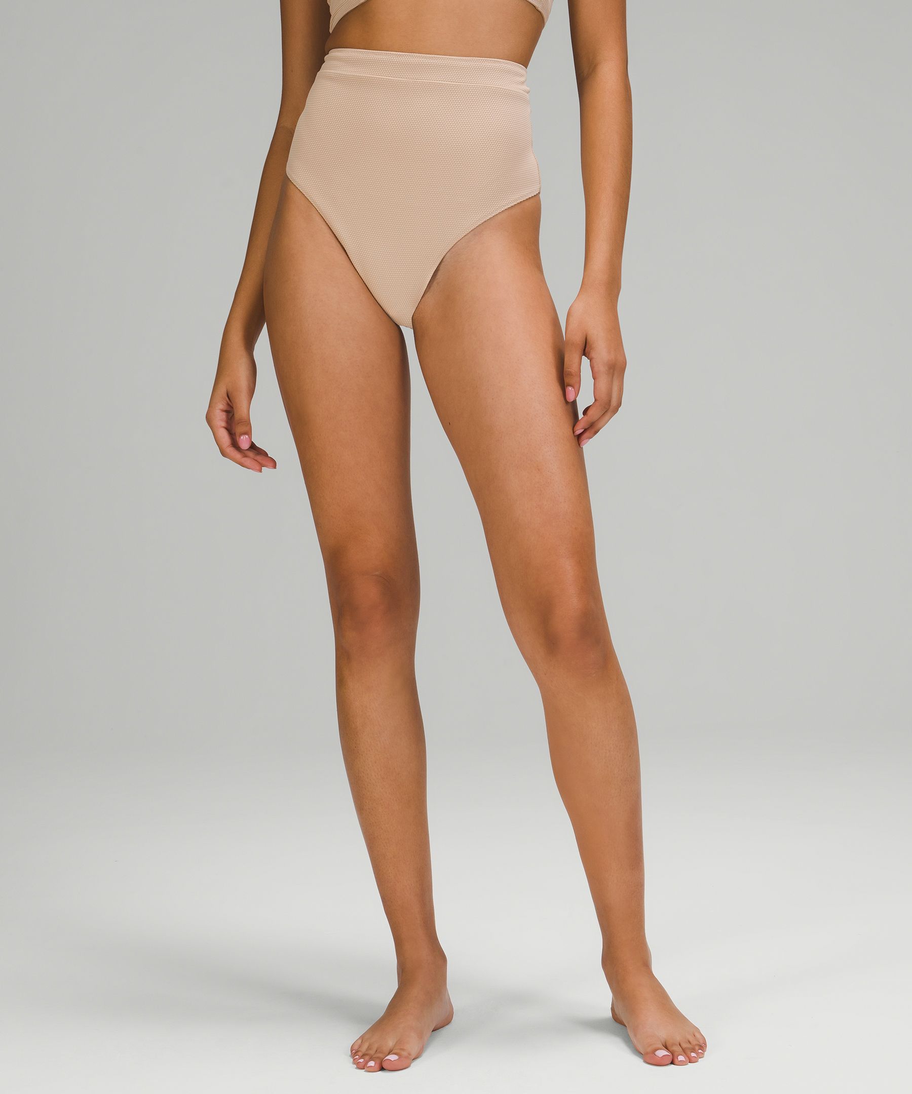 Honeycomb Dip Swim Bottom *Super-High Rise, Extra-Skimpy