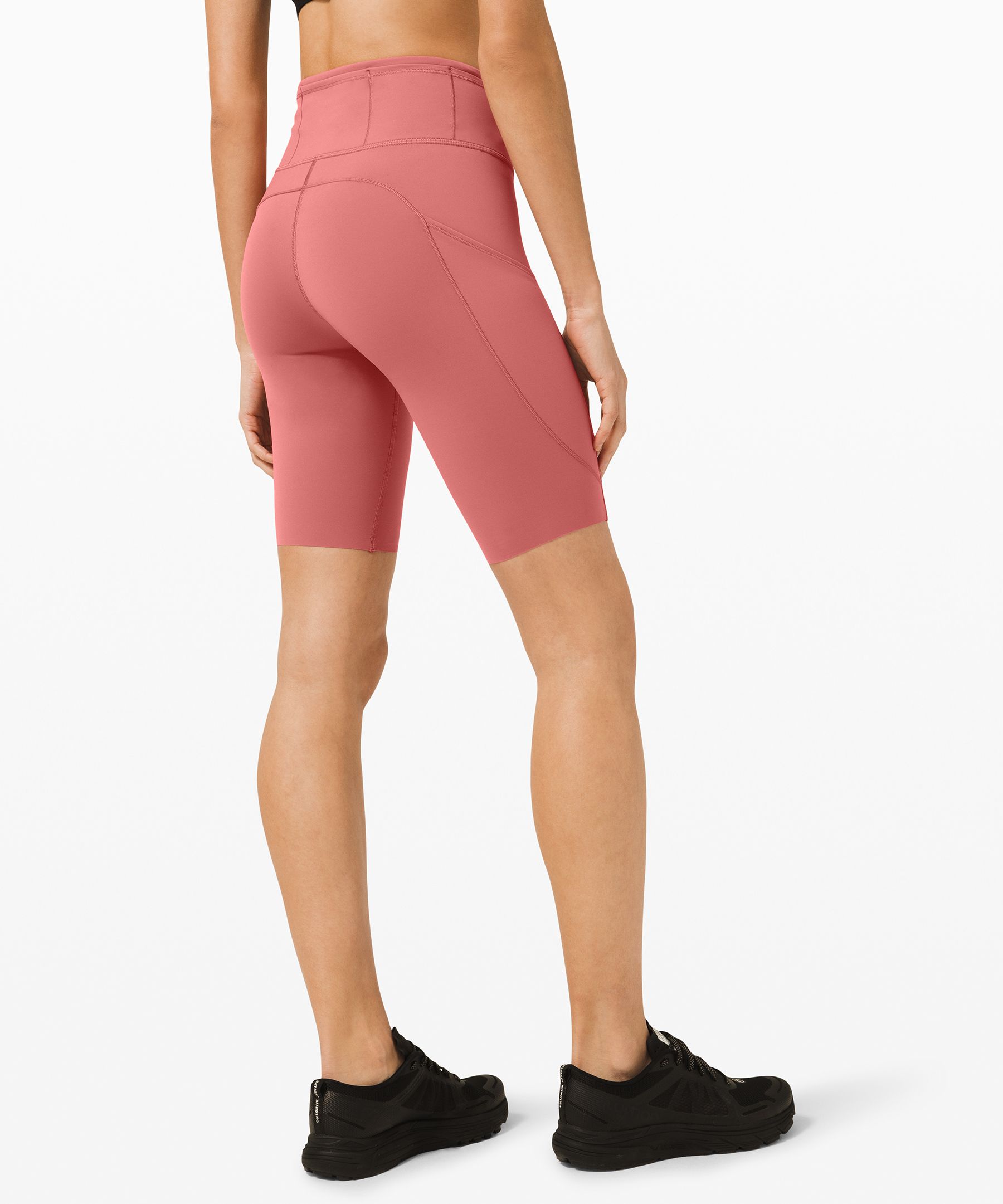 https://images.lululemon.com/is/image/lululemon/LW7BJFS_034464_3?size=800,800