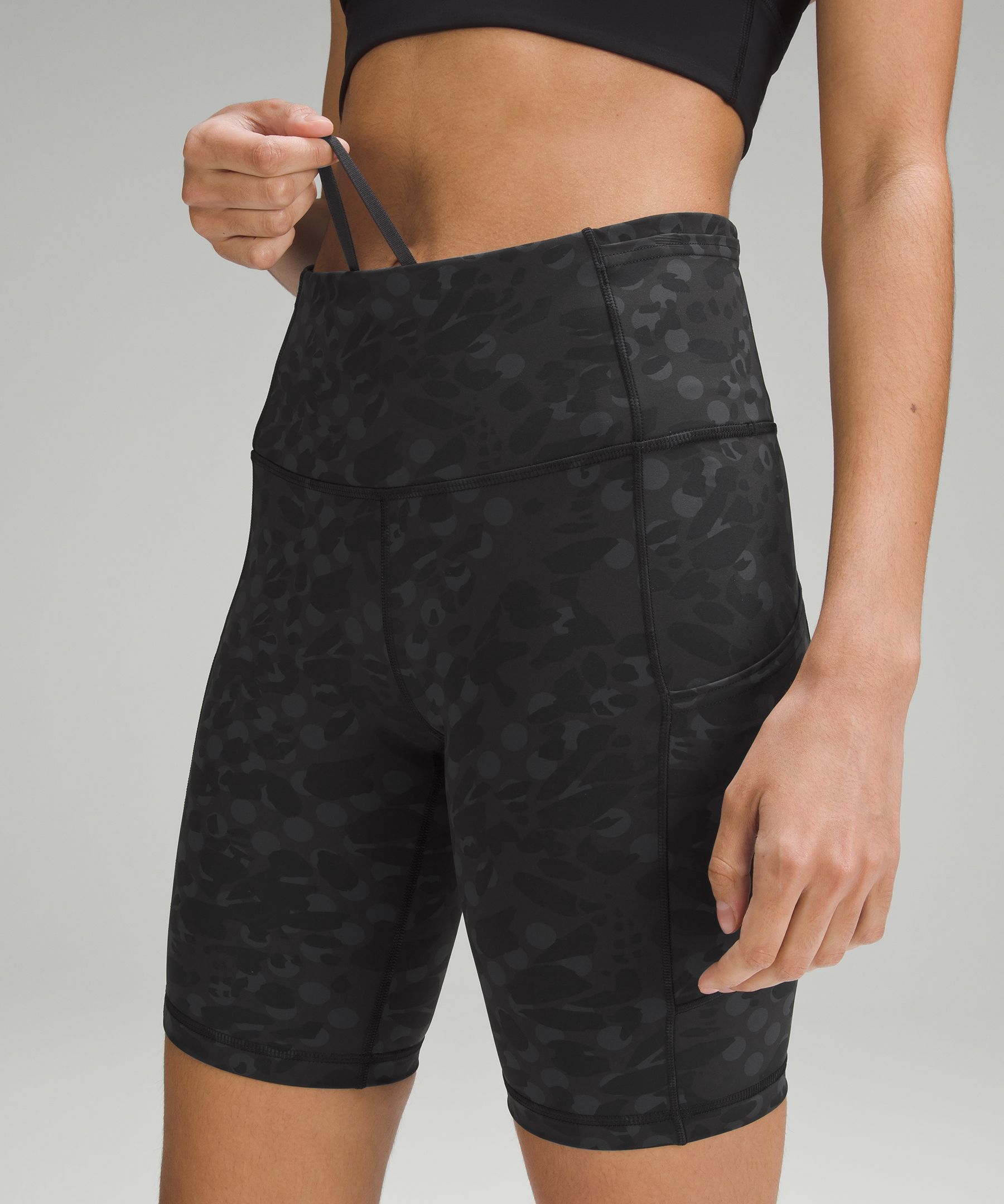 Lululemon 4 ルルレモン ファーストアンドフリー2in1 ショーツ