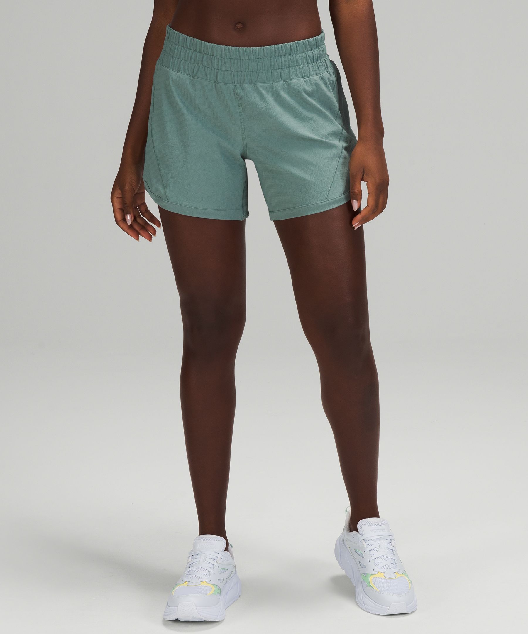 LULULEMON SHORT TRY ON REVIEW / TRACK THAT MID-RISE LINED SHORT 