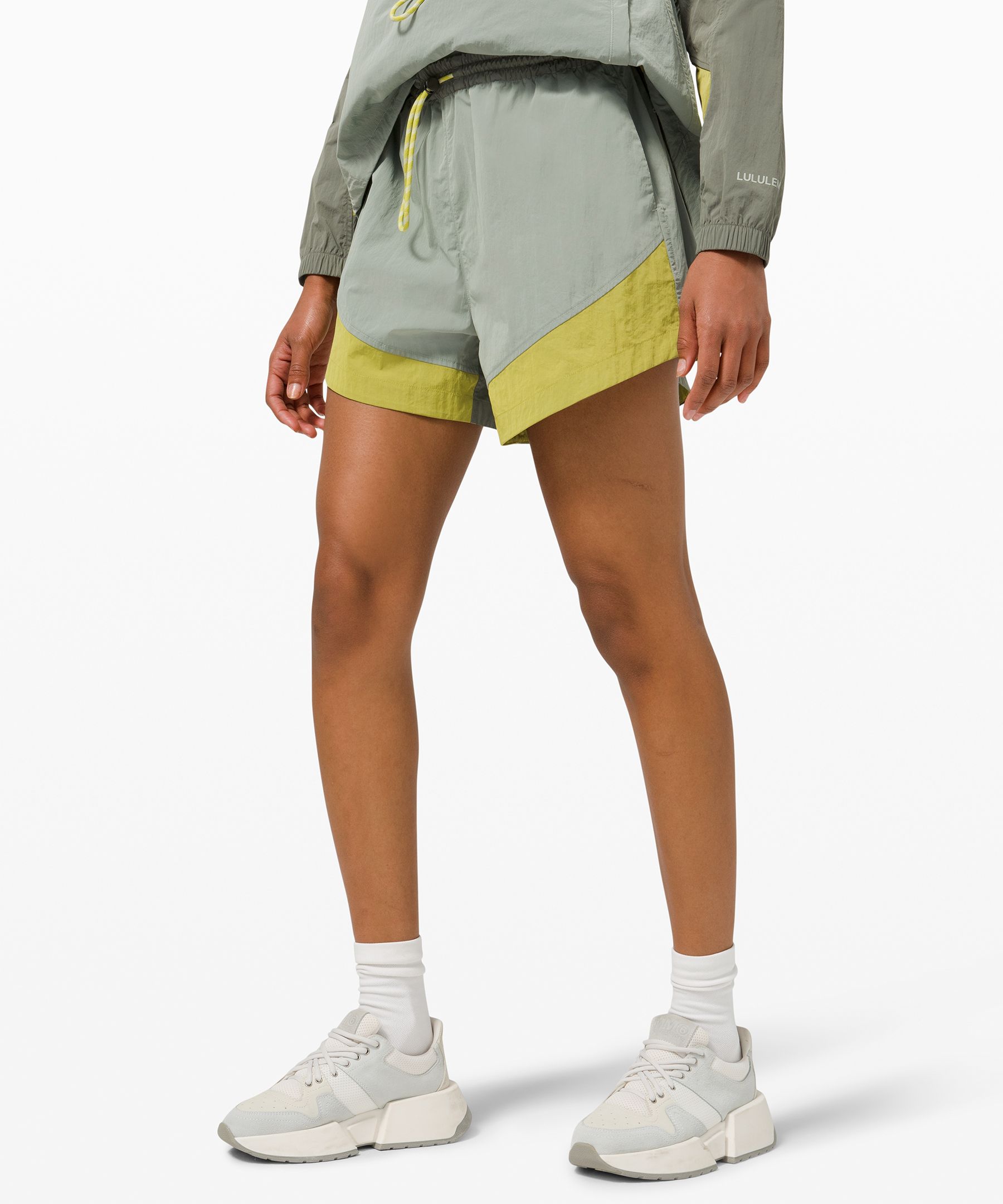 Lululemon Evergreen Short In Green