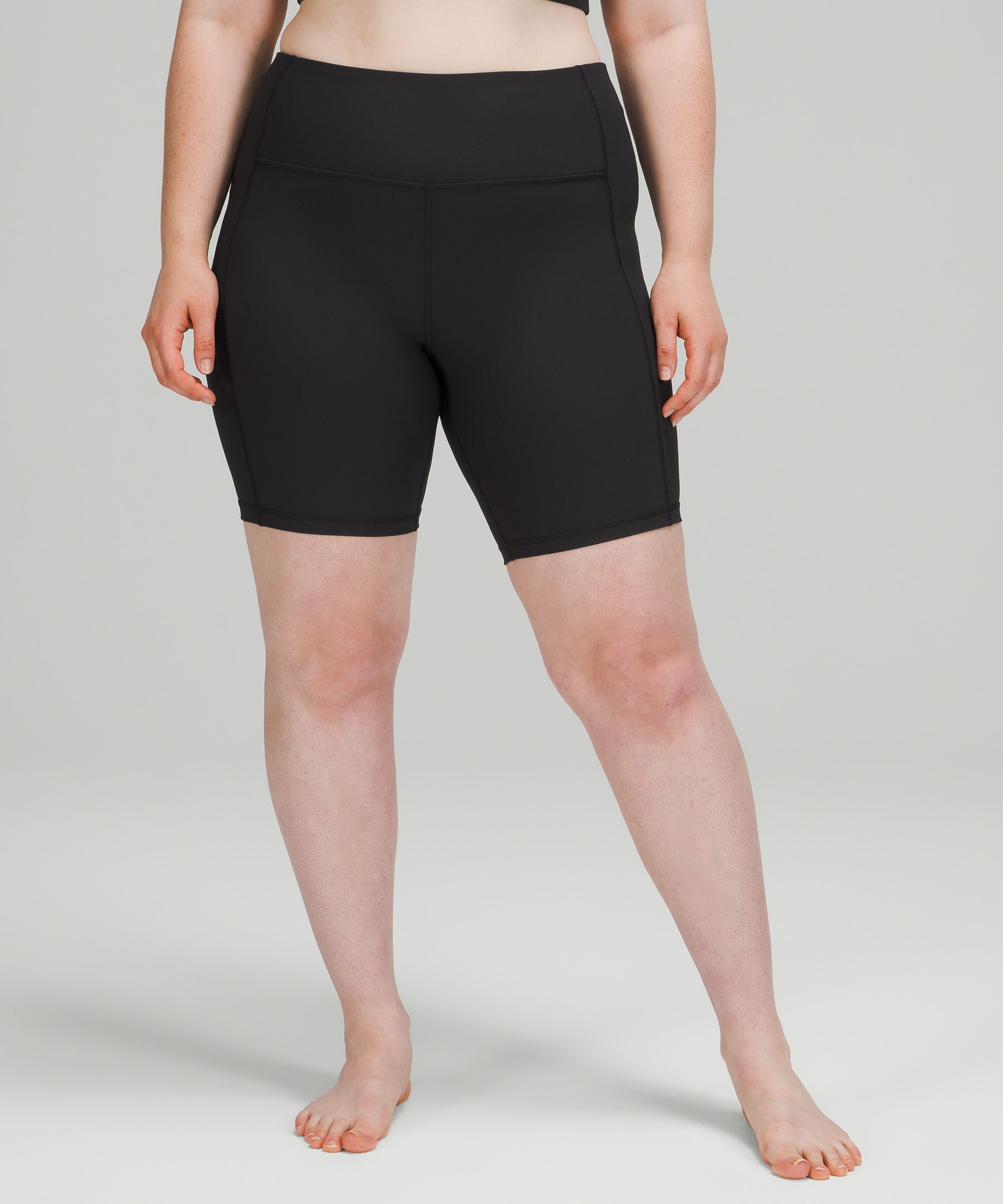 Ribbed Contoured High-Rise Short 8