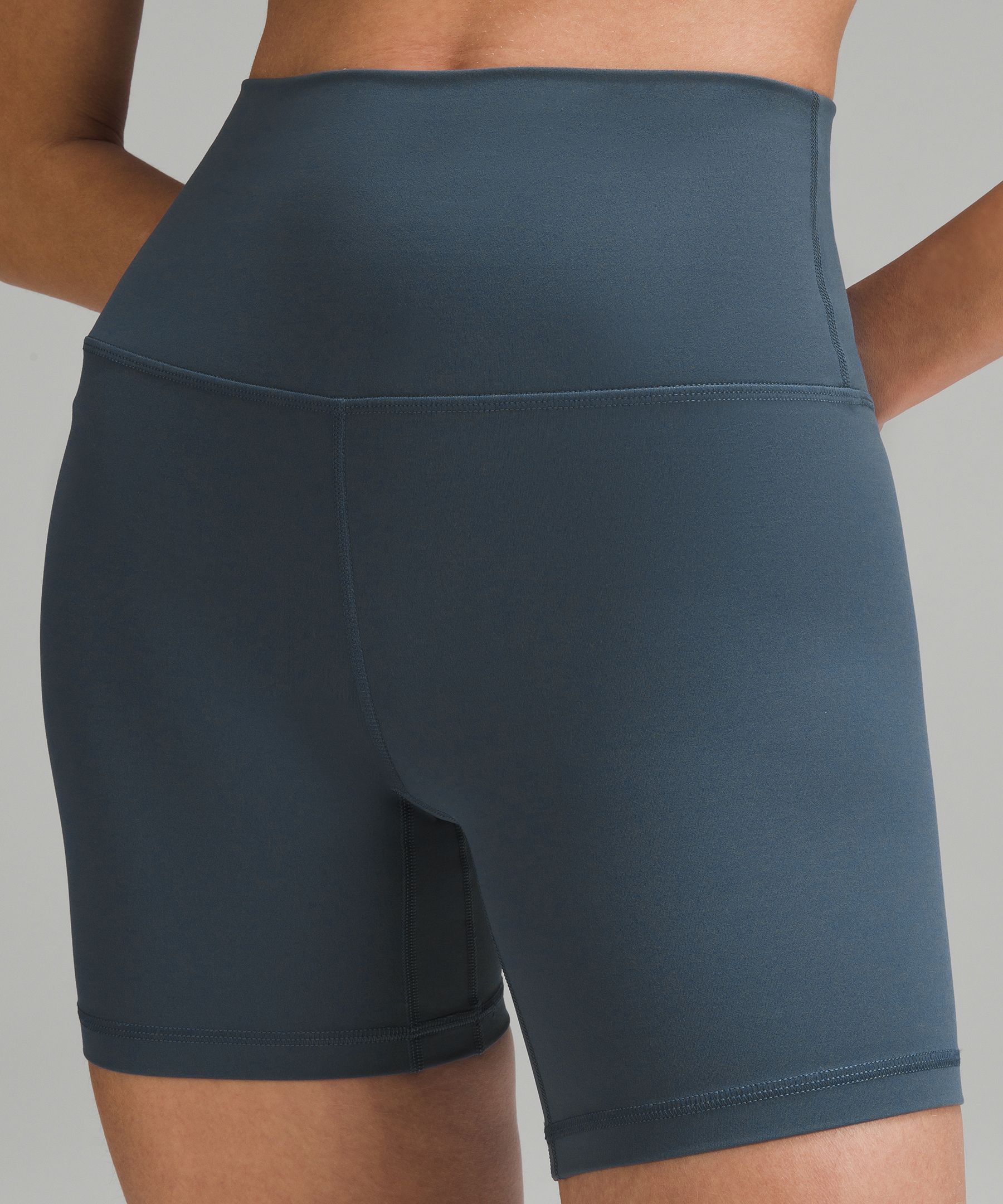 Thoughts on align short 4” vs 6” for someone whose 5'3? I can't decide  which length I should do. More details in the comments! : r/lululemon