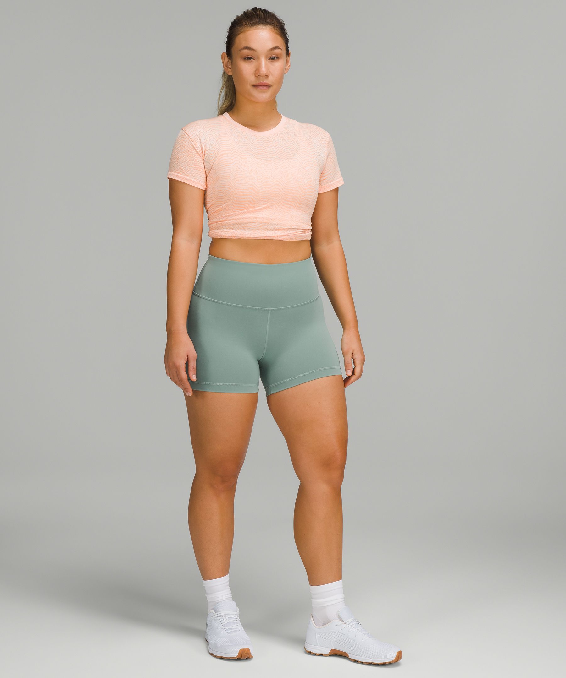 i'm a 4 in regular under wunder shorts should i still get a 4 if these are  contour fit? : r/lululemon