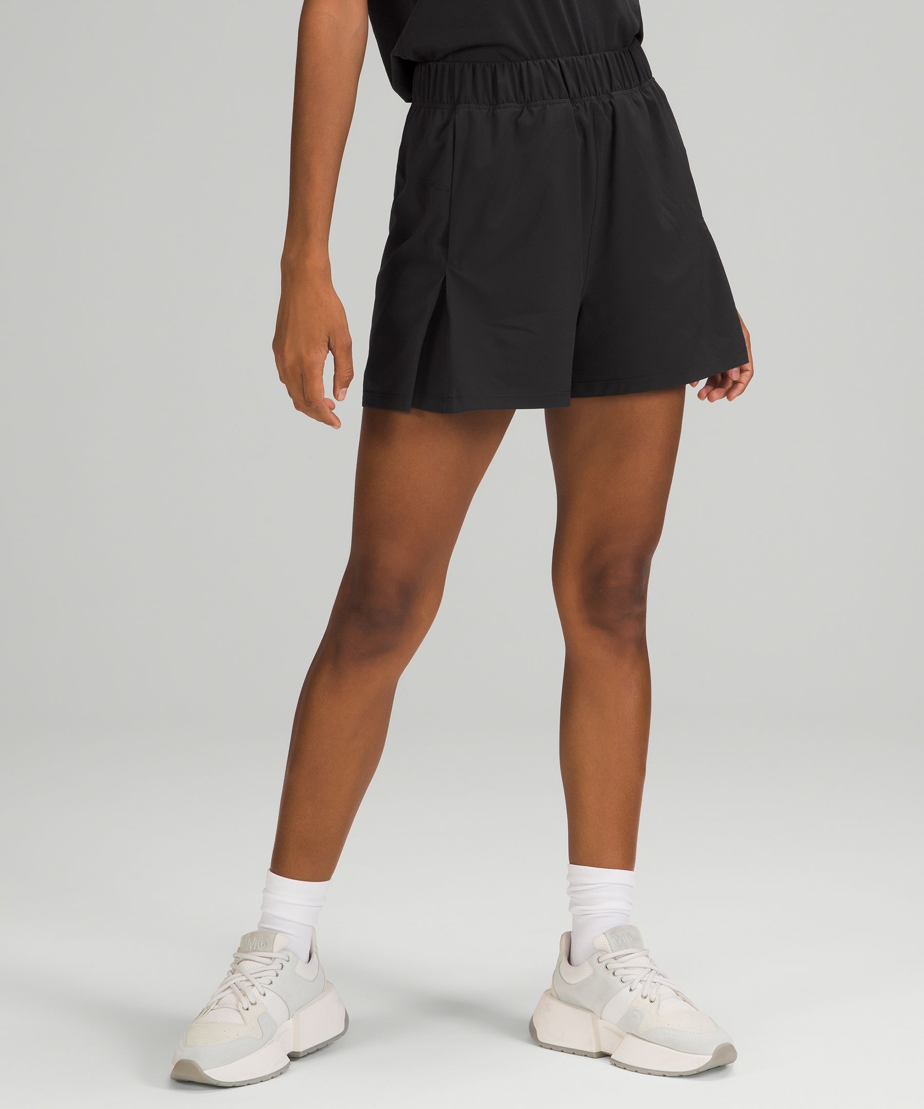 Women's Pleated Shorts