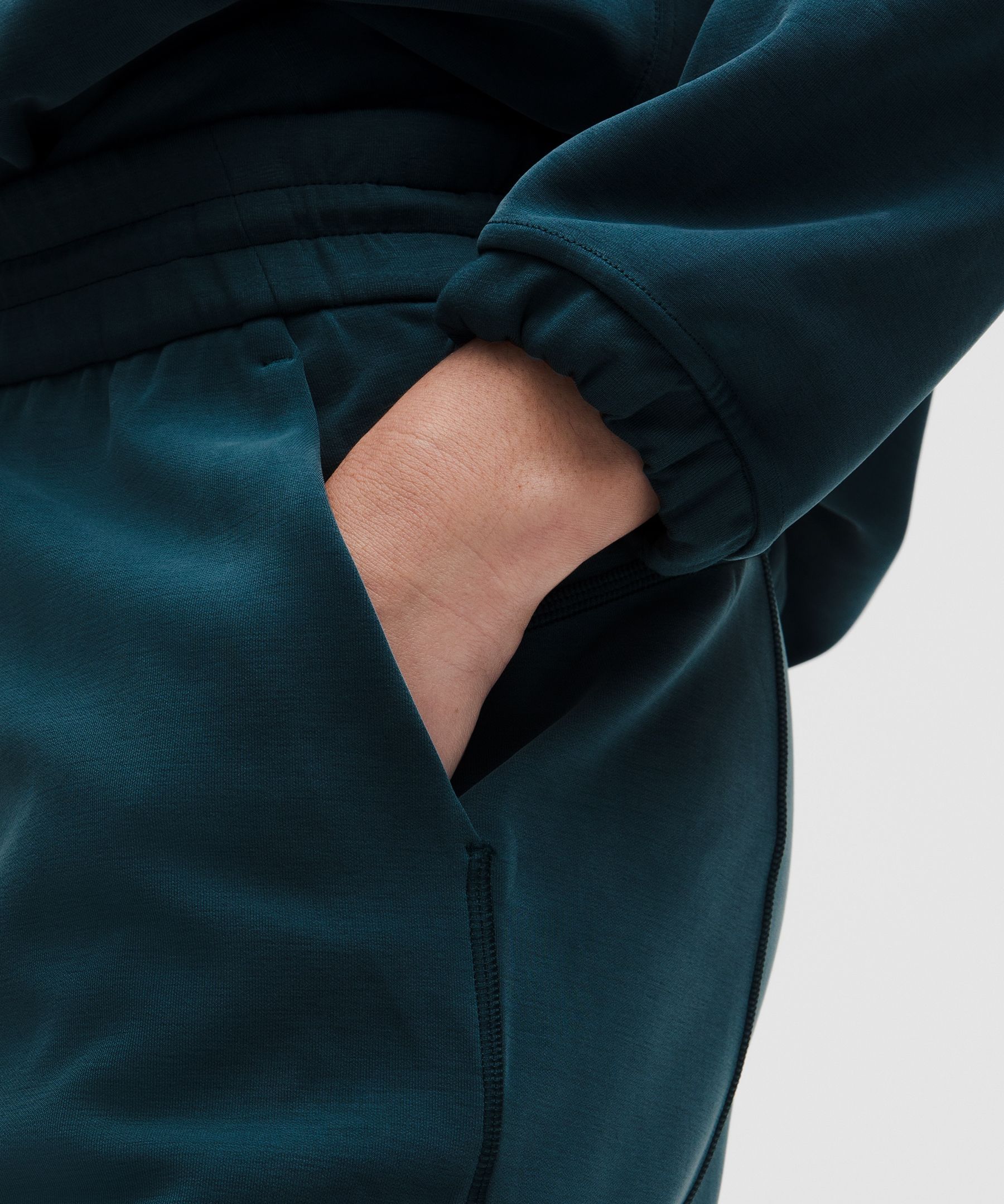 Lululemon Softstreme High-rise Short 4"