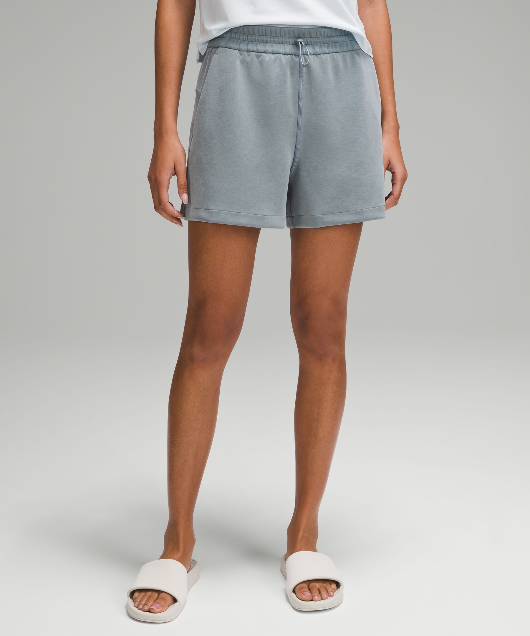 Lululemon relaxed softstreme short - Gem