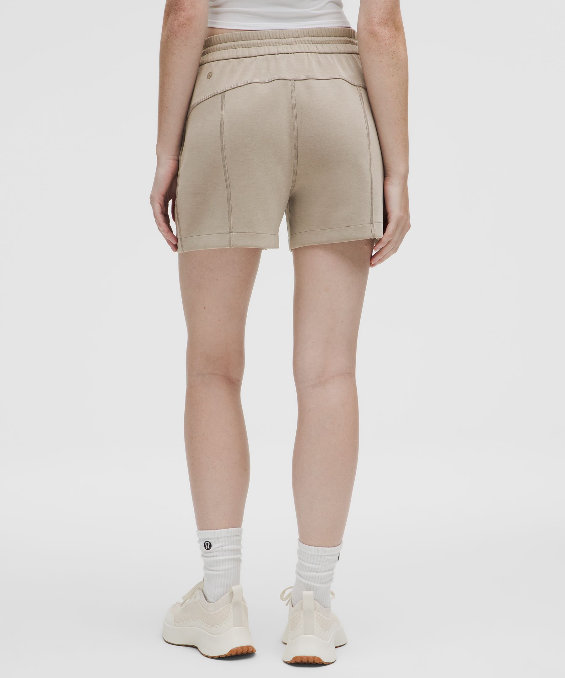Lululemon Softstreme High-rise Shorts 4"