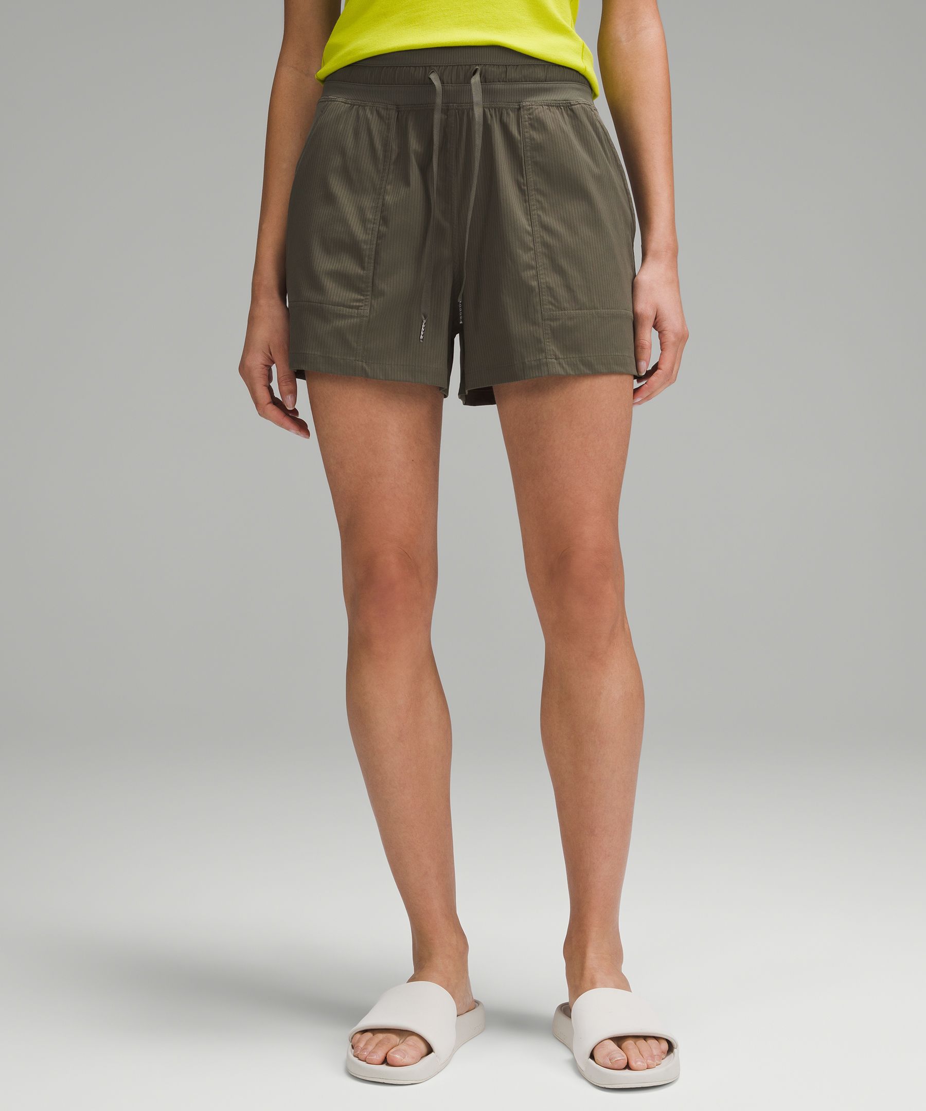 Lululemon Dance Studio High-rise Shorts 3.5"