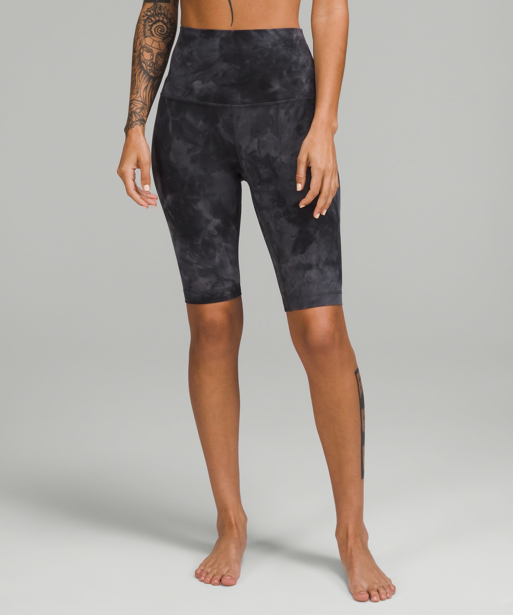 lululemon Align™ Super-High-Rise Shorts 10  Low impact workout, Womens  shorts, Lululemon