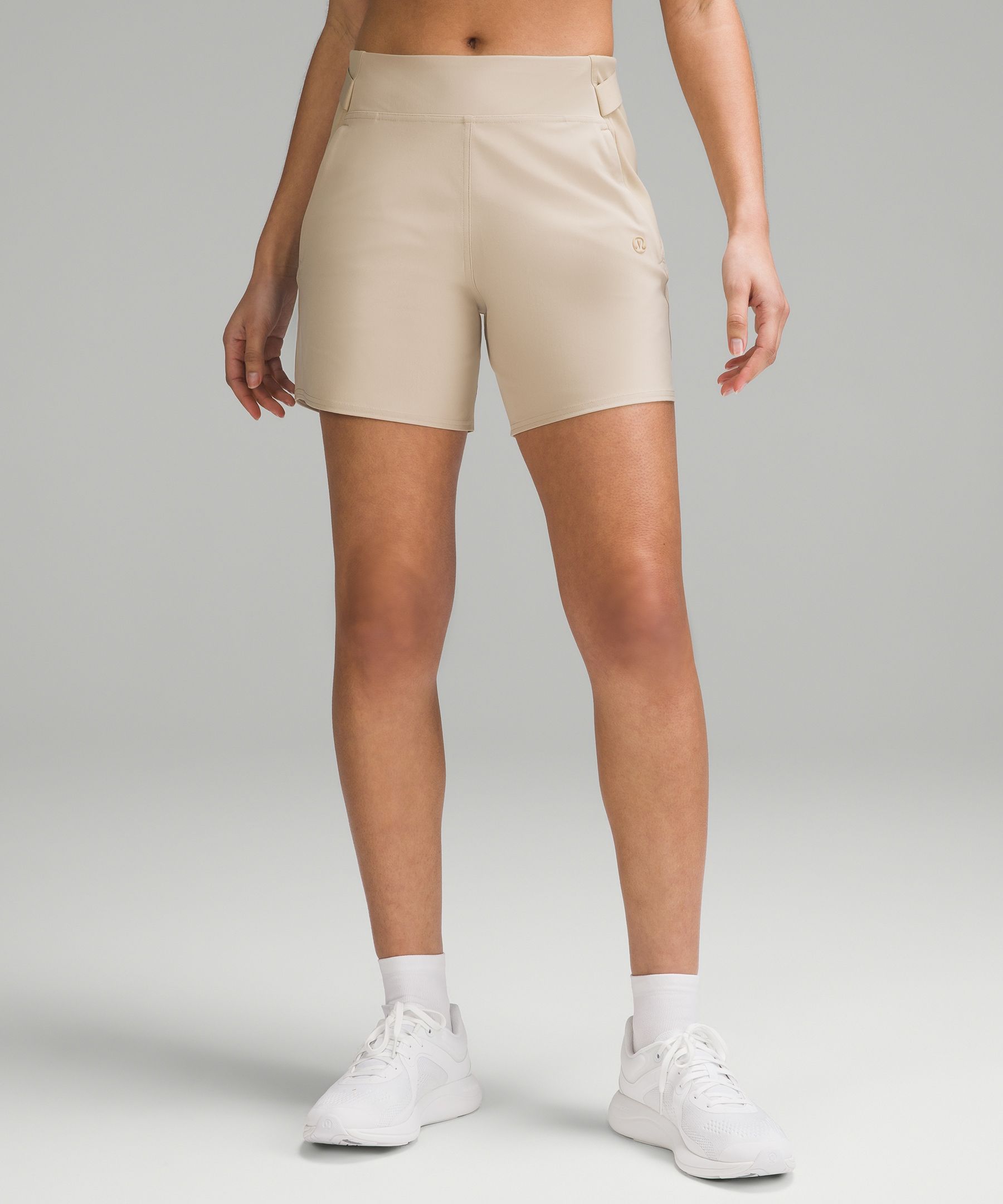 Womens khaki cheap golf shorts