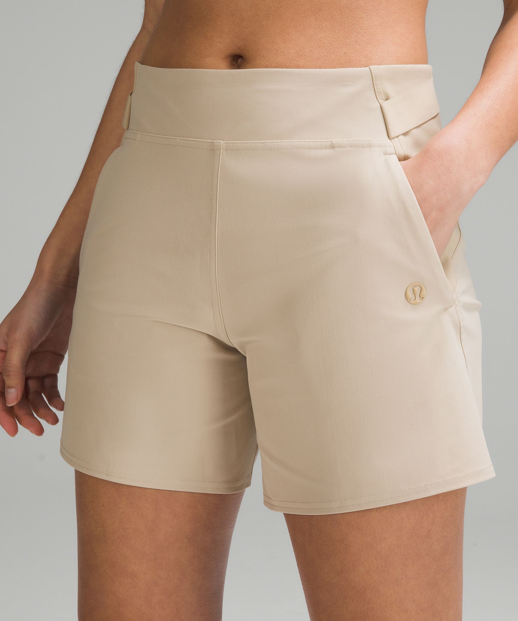 Calções de Mulher Warpstreme Multi-Pocket MR Golf Crop 24 · lululemon · El  Corte Inglés